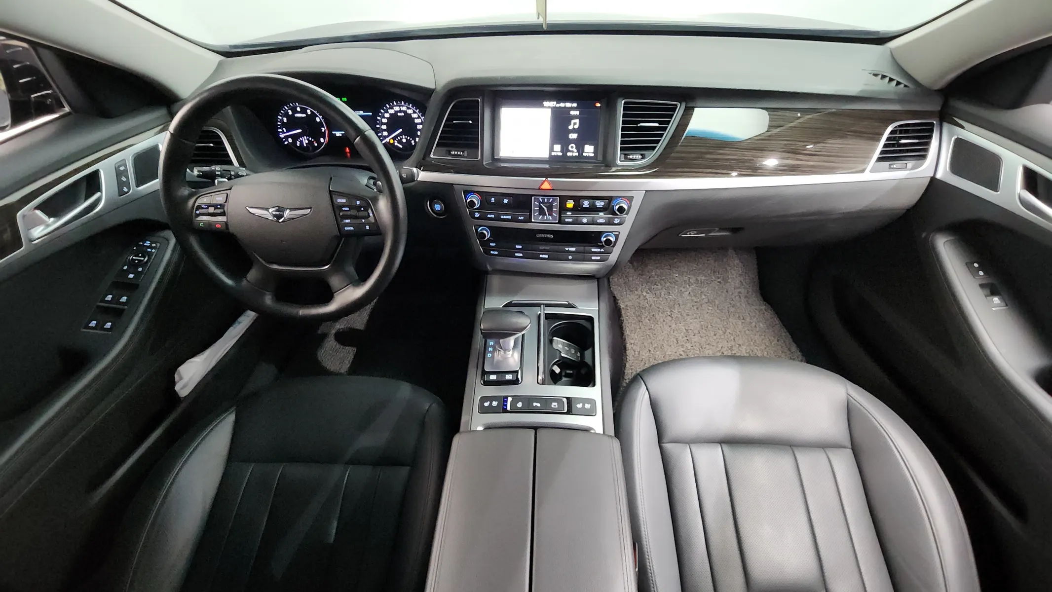 Genesis G80 3.3 GDI AWD 2019 4/5