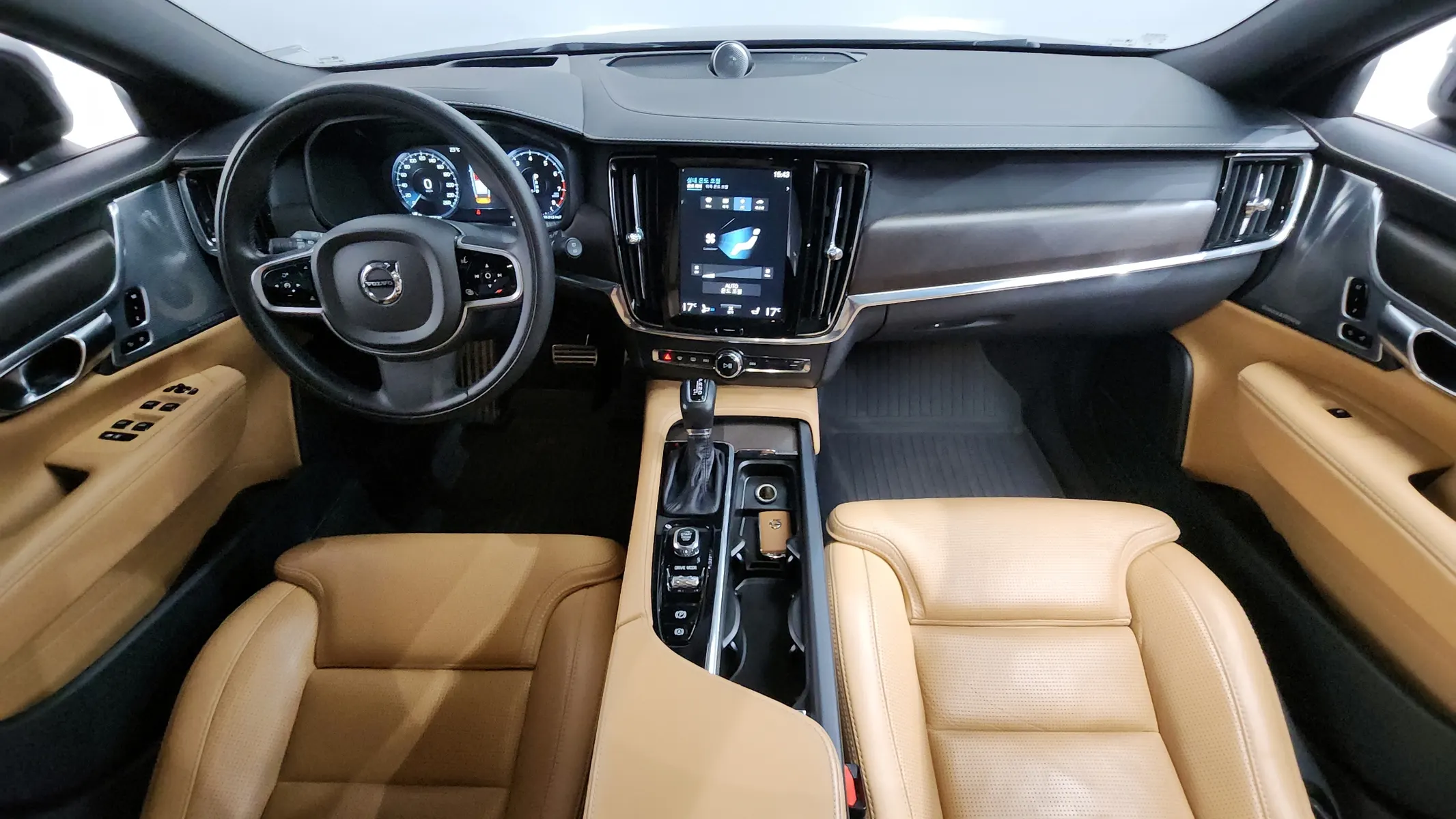 Volvo V90 T5 AWD 2018 4/5