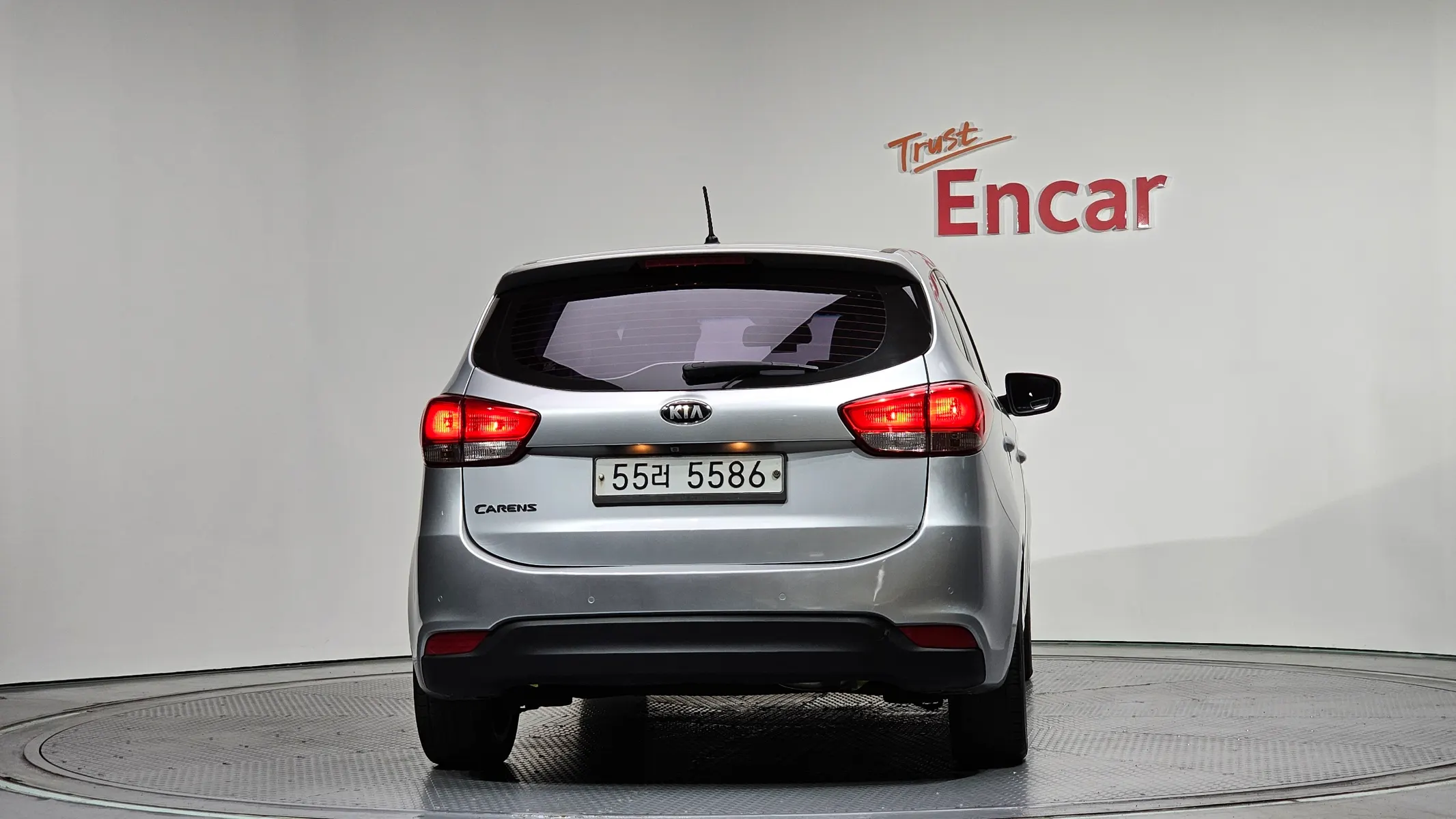 Kia 카렌스 2.0 LPi 2013 3/4