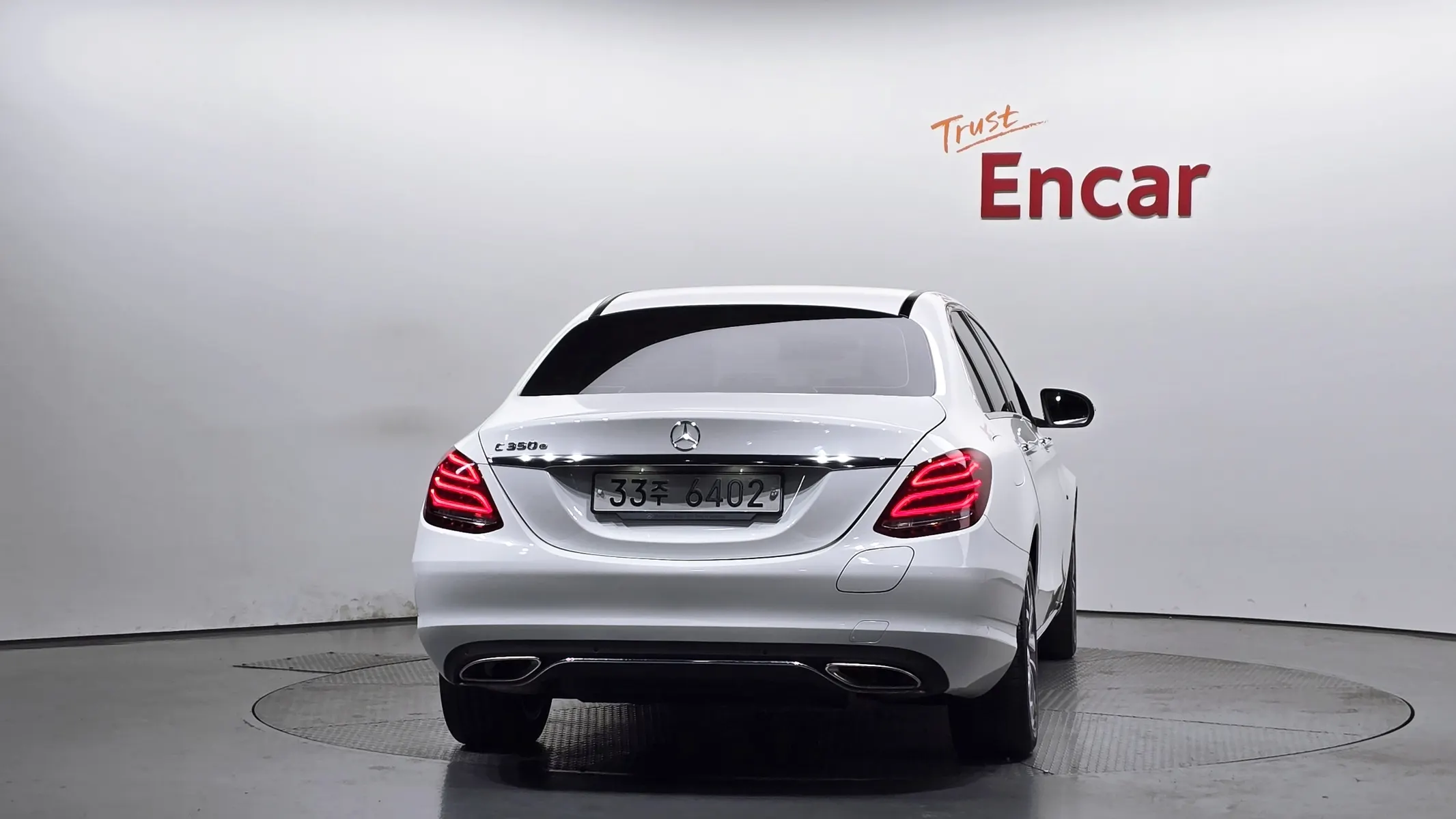 Mercedes-Benz C-Class W205 C350e 2018 3/32