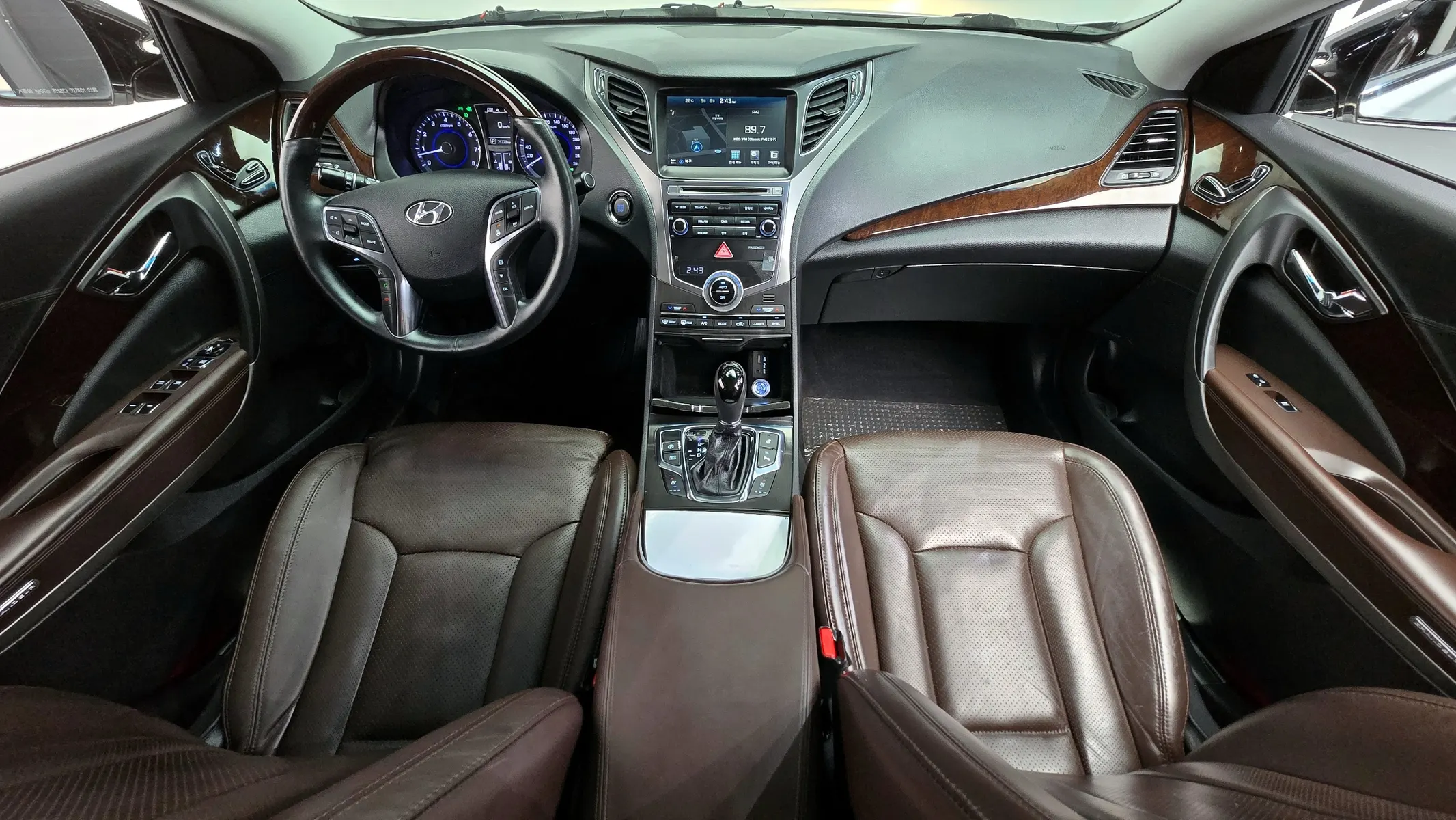 Hyundai Grandeur HG HG240 2016 4/5