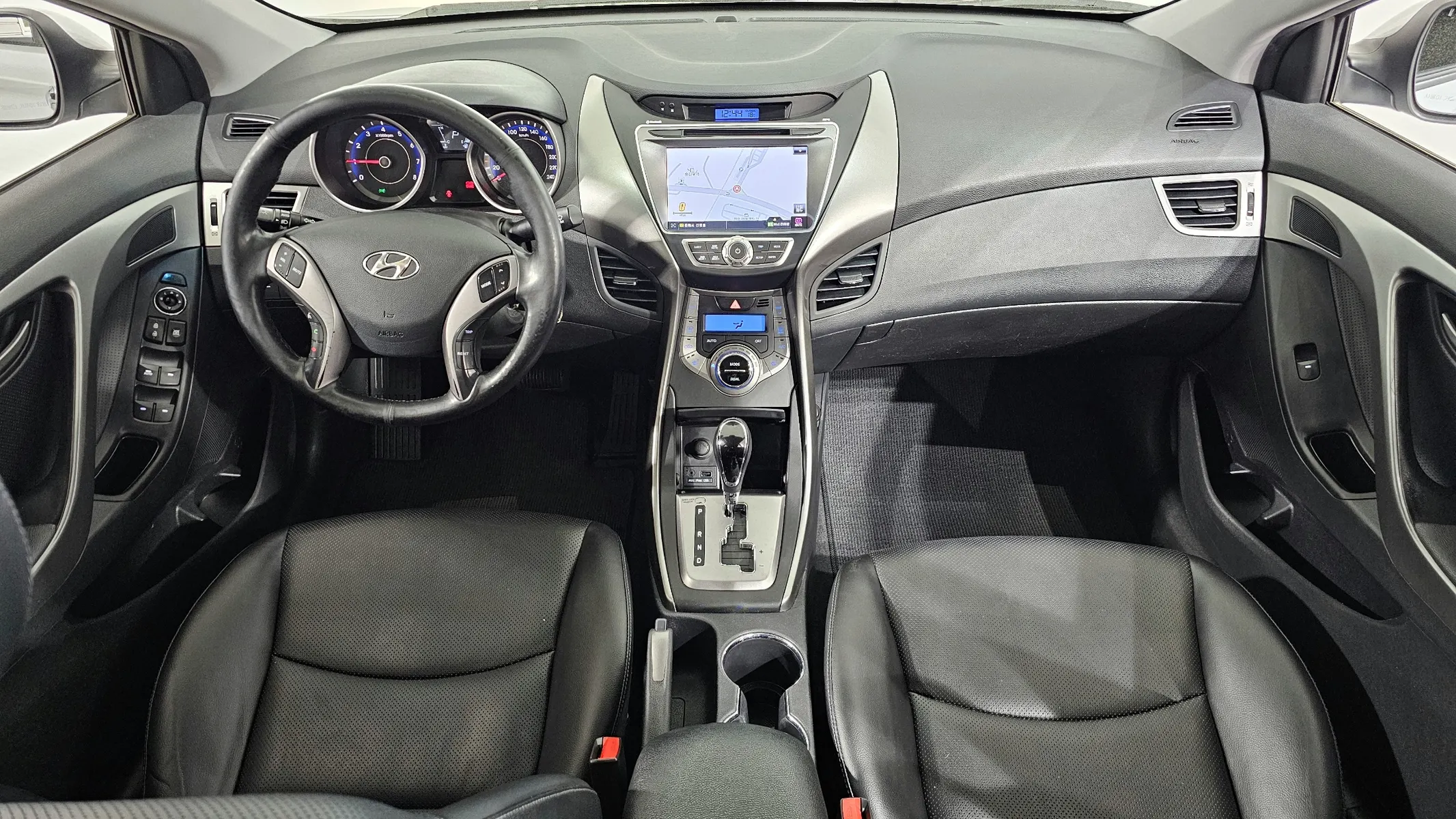 Hyundai MD M16 GDI 2013 4/5