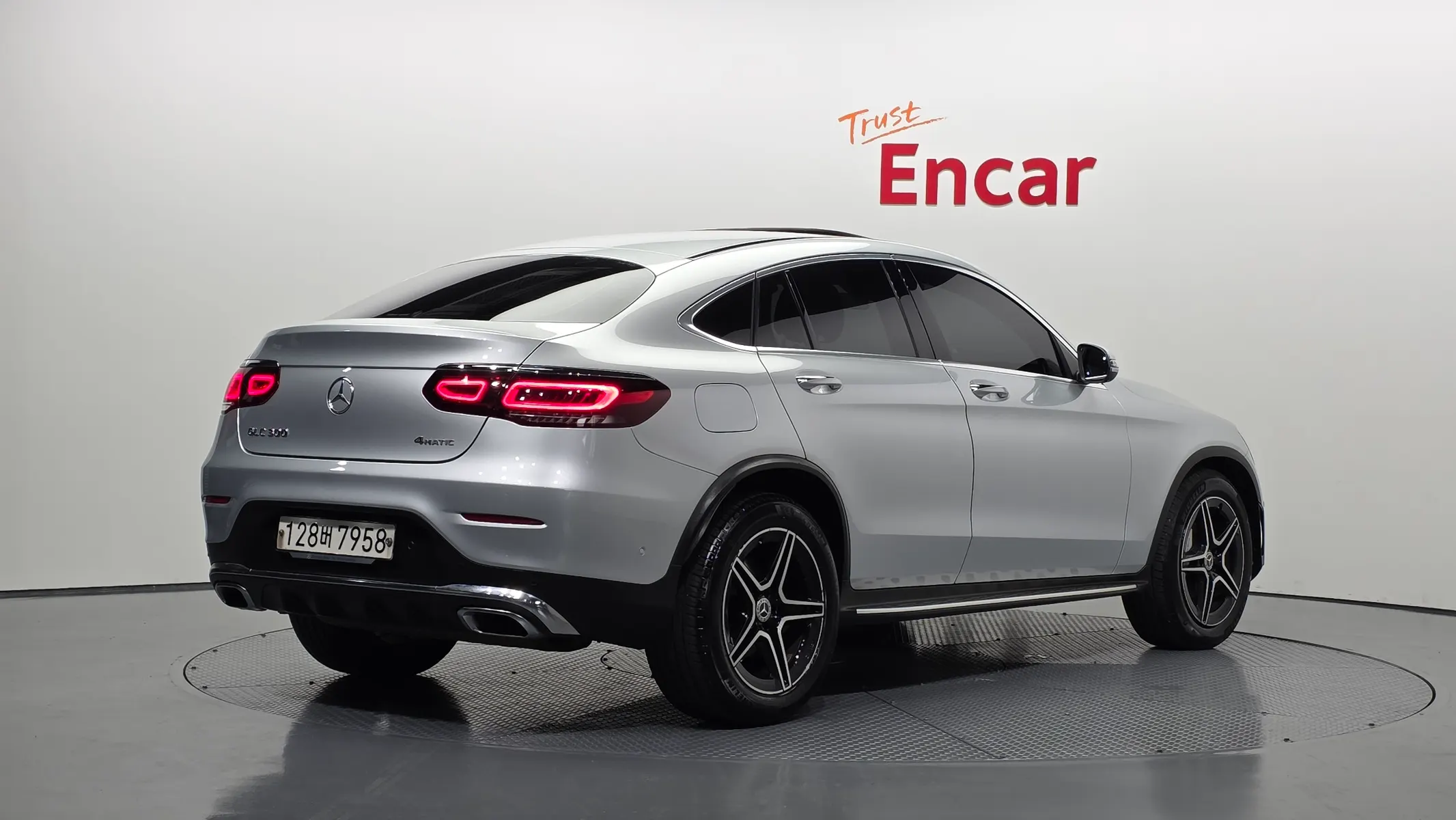 Mercedes-Benz GLC-Class X253 GLC300 4MATIC 2020 2/33