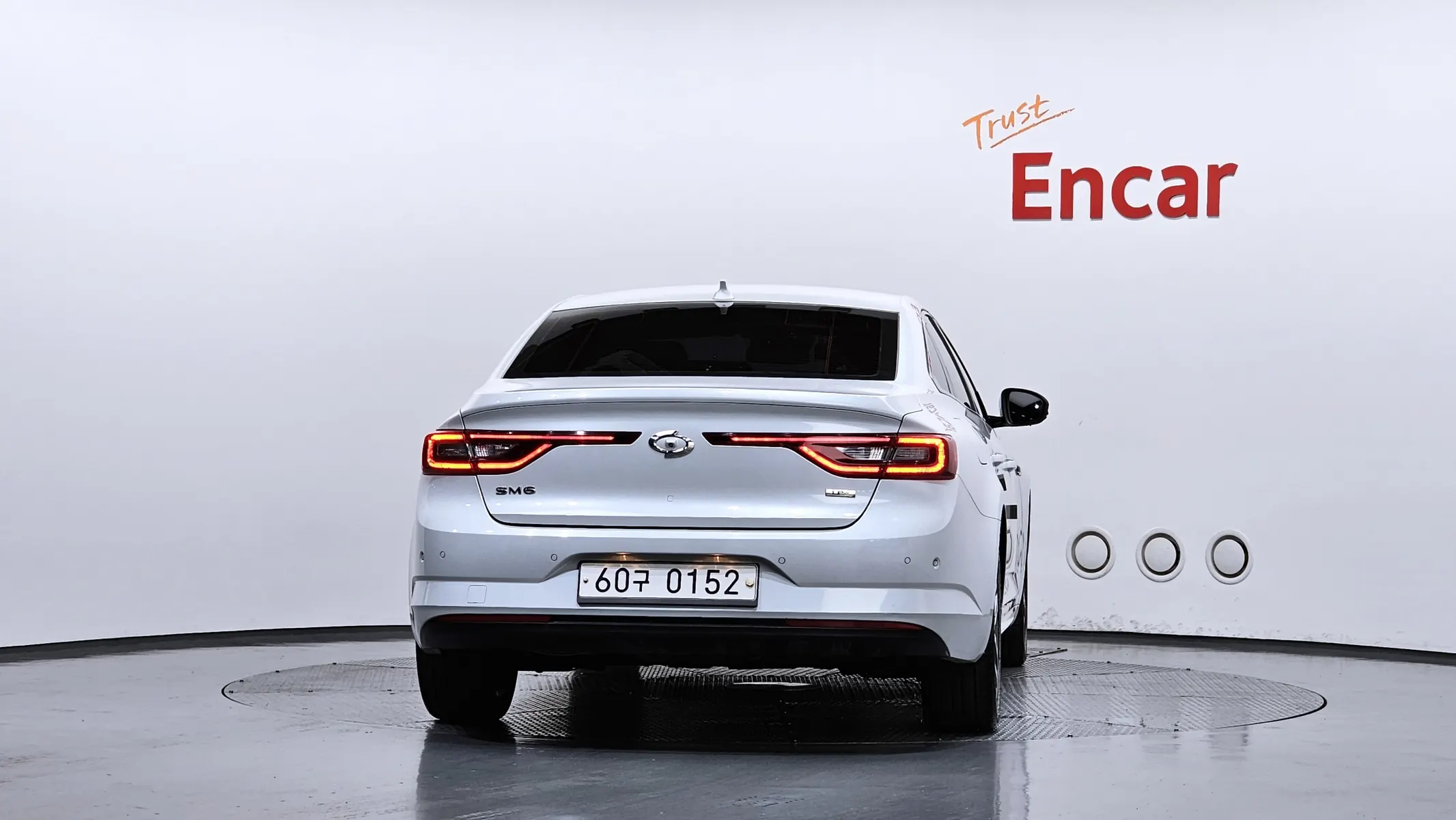 Renault Korea SM6 2.0 LPe RE () 2016 3/5