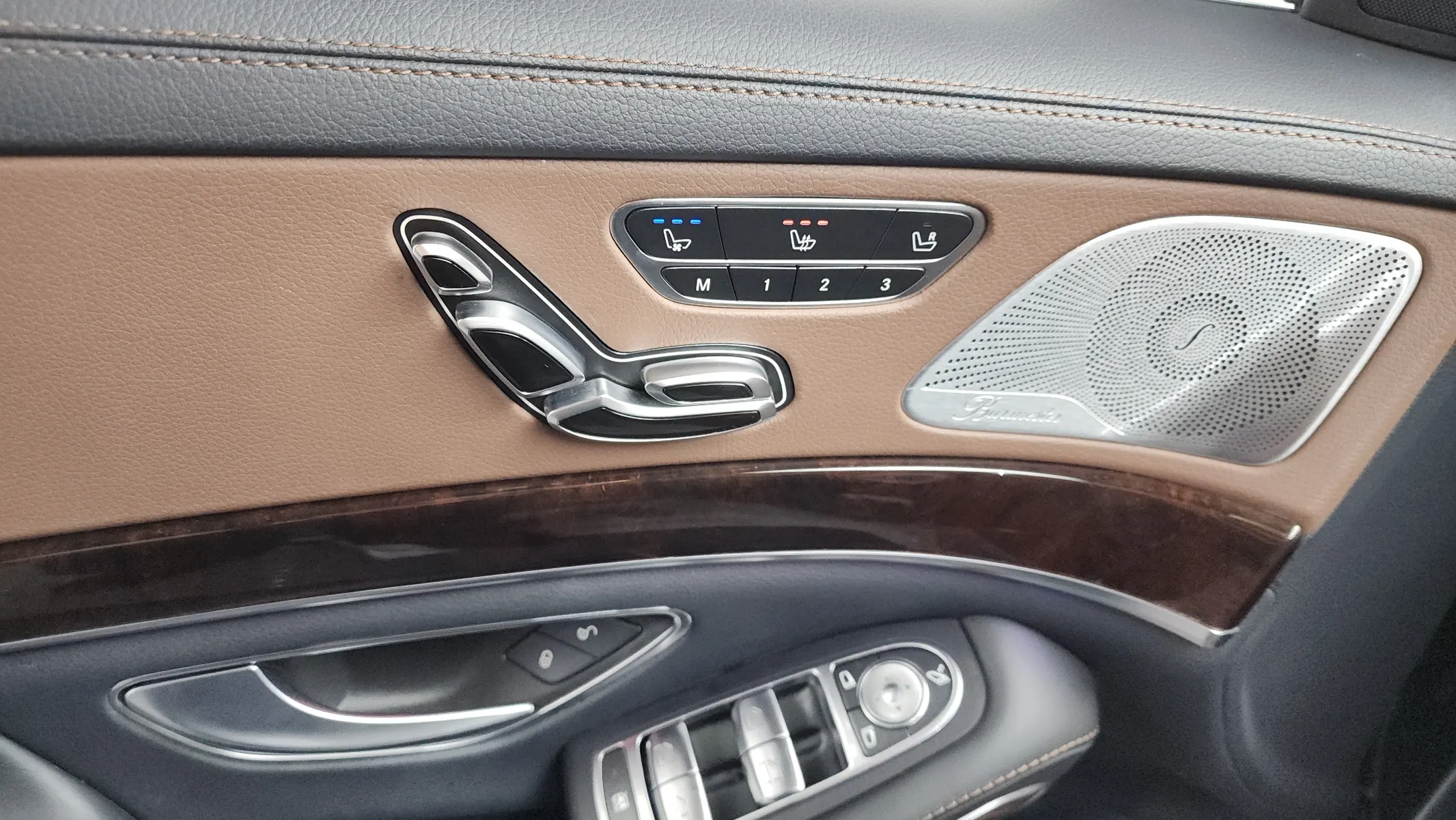 Mercedes-Benz S-Class W222 S560eL 2020 36/37