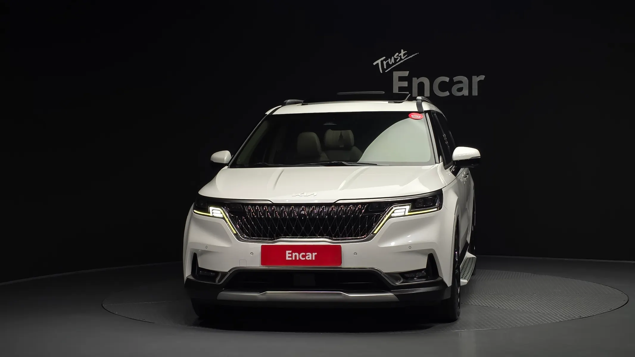 Kia Carnival 7 2022 2/5