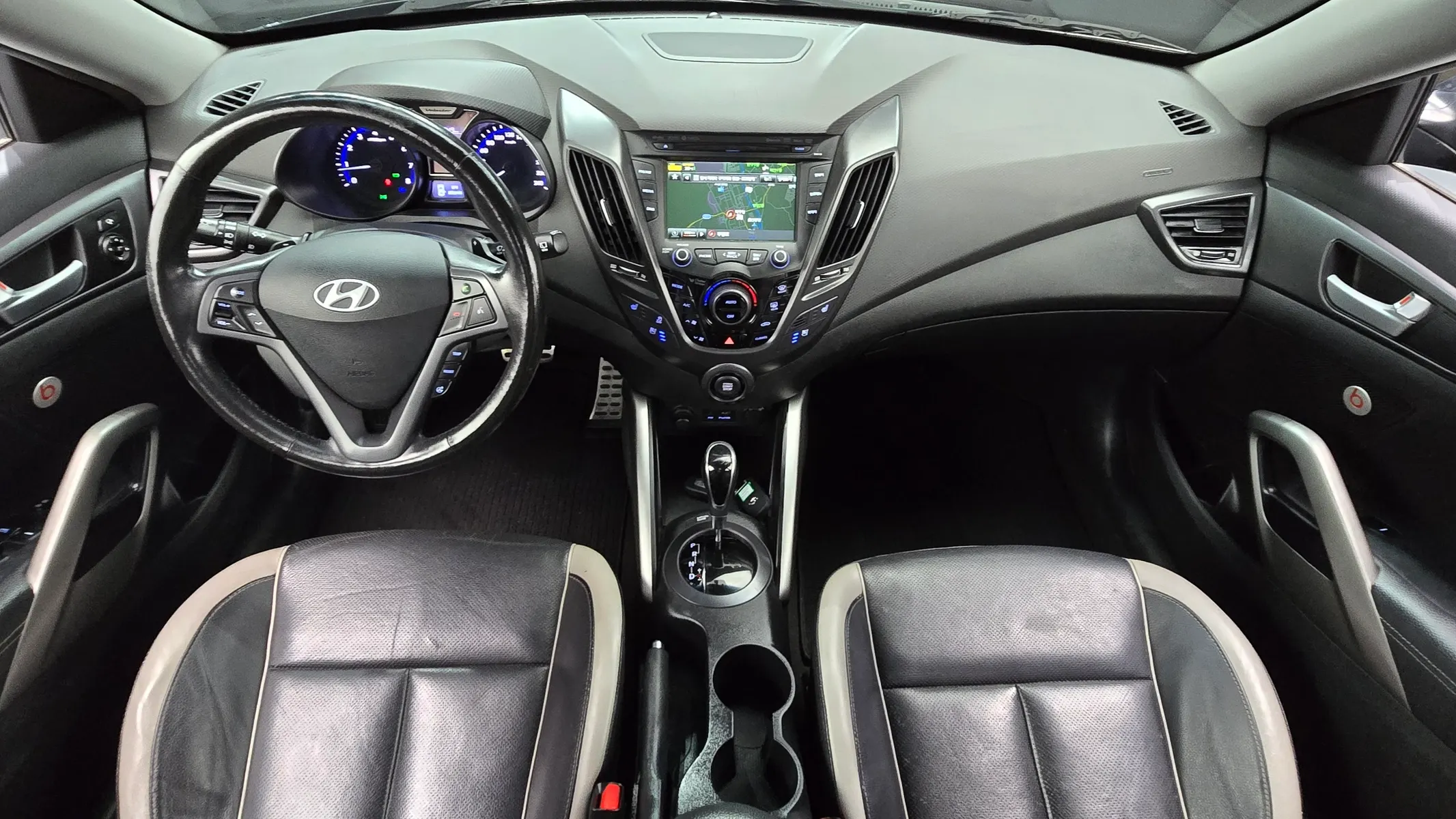 Hyundai 벨로스터 D 2013 4/5