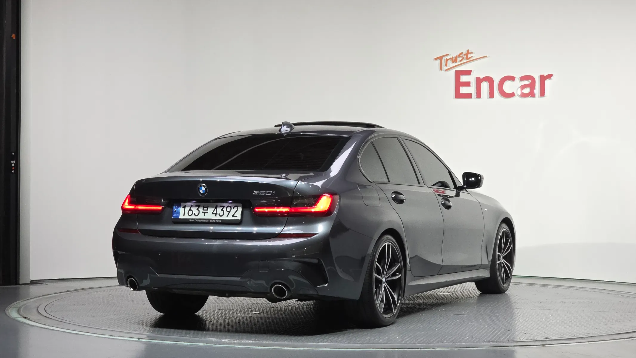 BMW 3 Series (G20) 320i M 2022 2/31