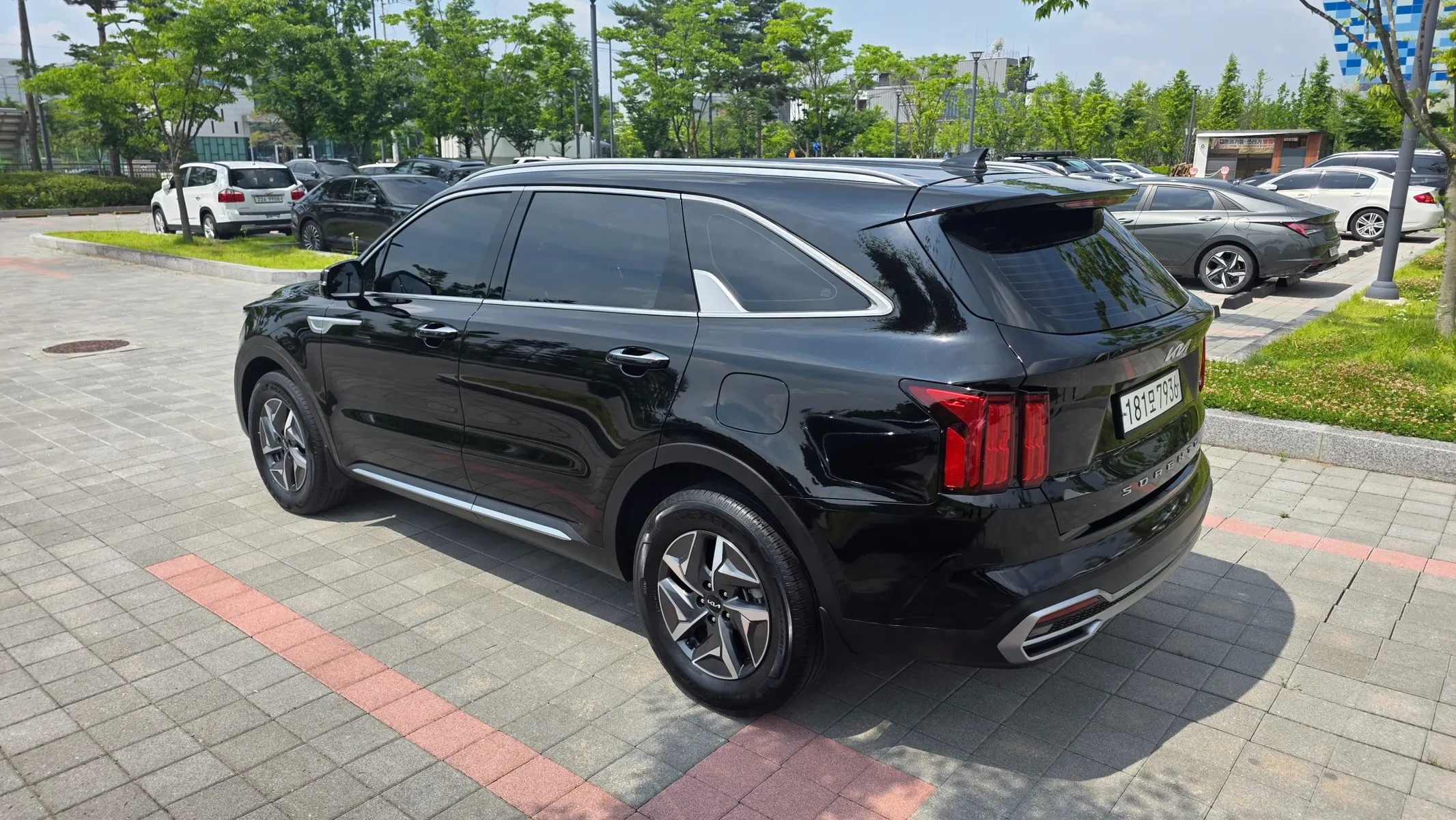 Kia 4 HEV 1.6 2WD 2022 3/5