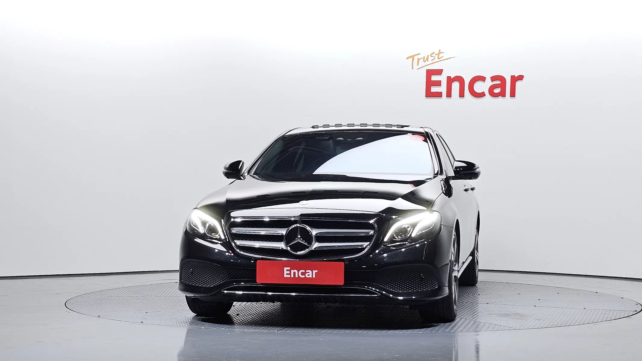 Mercedes-Benz E-Class W213 E300 2017 3/21