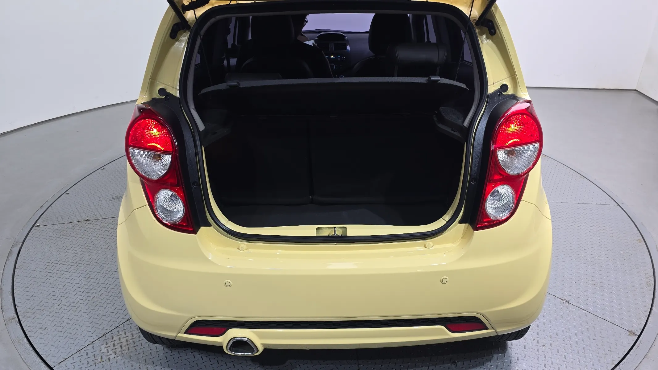 Chevrolet Spark LT 2013 30/31