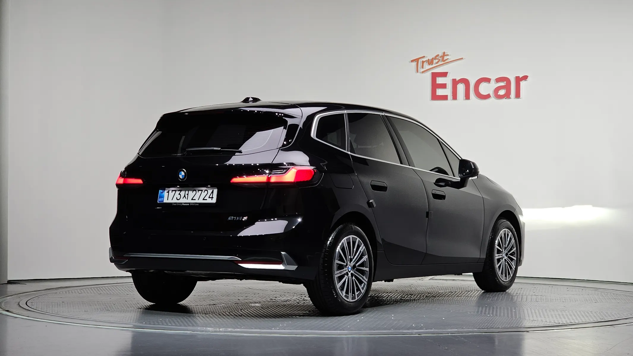 BMW 2 Series Tourer (U06) 218d 2025 2/37