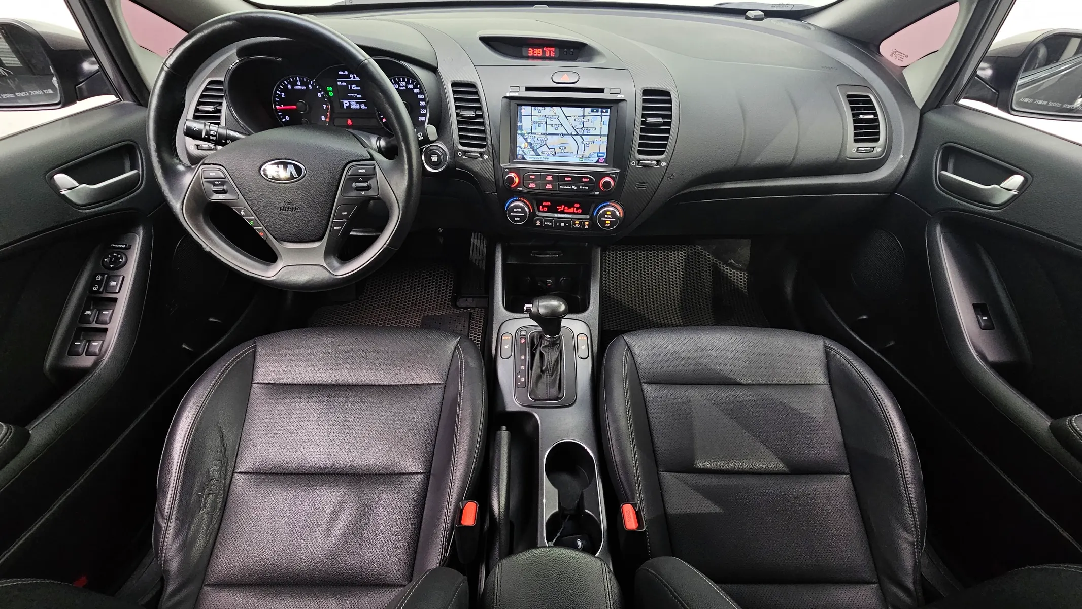 Kia K3 2015 4/5