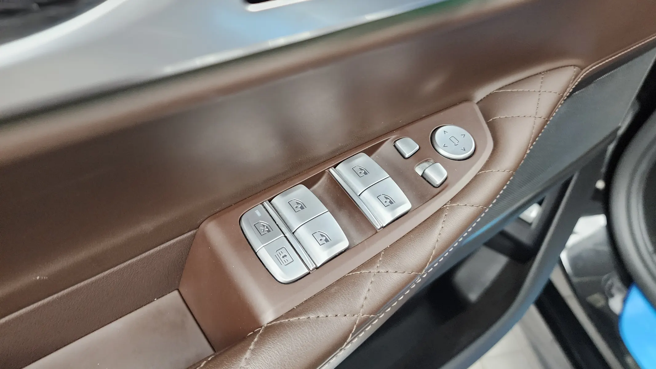 BMW 7 Series (G11) 745Le i M 2020 36/37