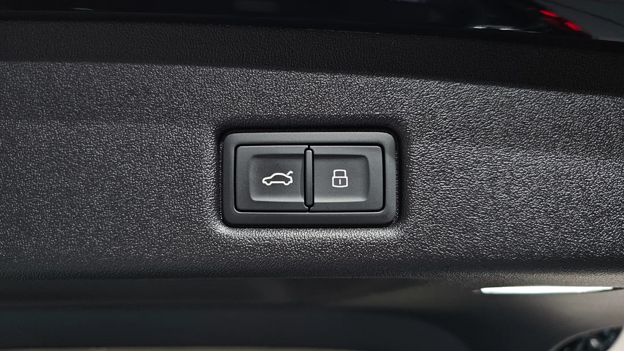 Audi Q5 (80A) 40 TFSI S Line 2025 34/35