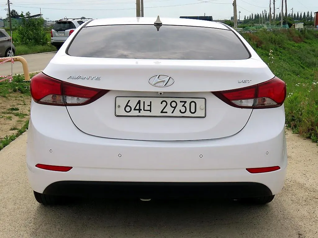 Hyundai 아반떼 1.6 VGT 2015 3/5