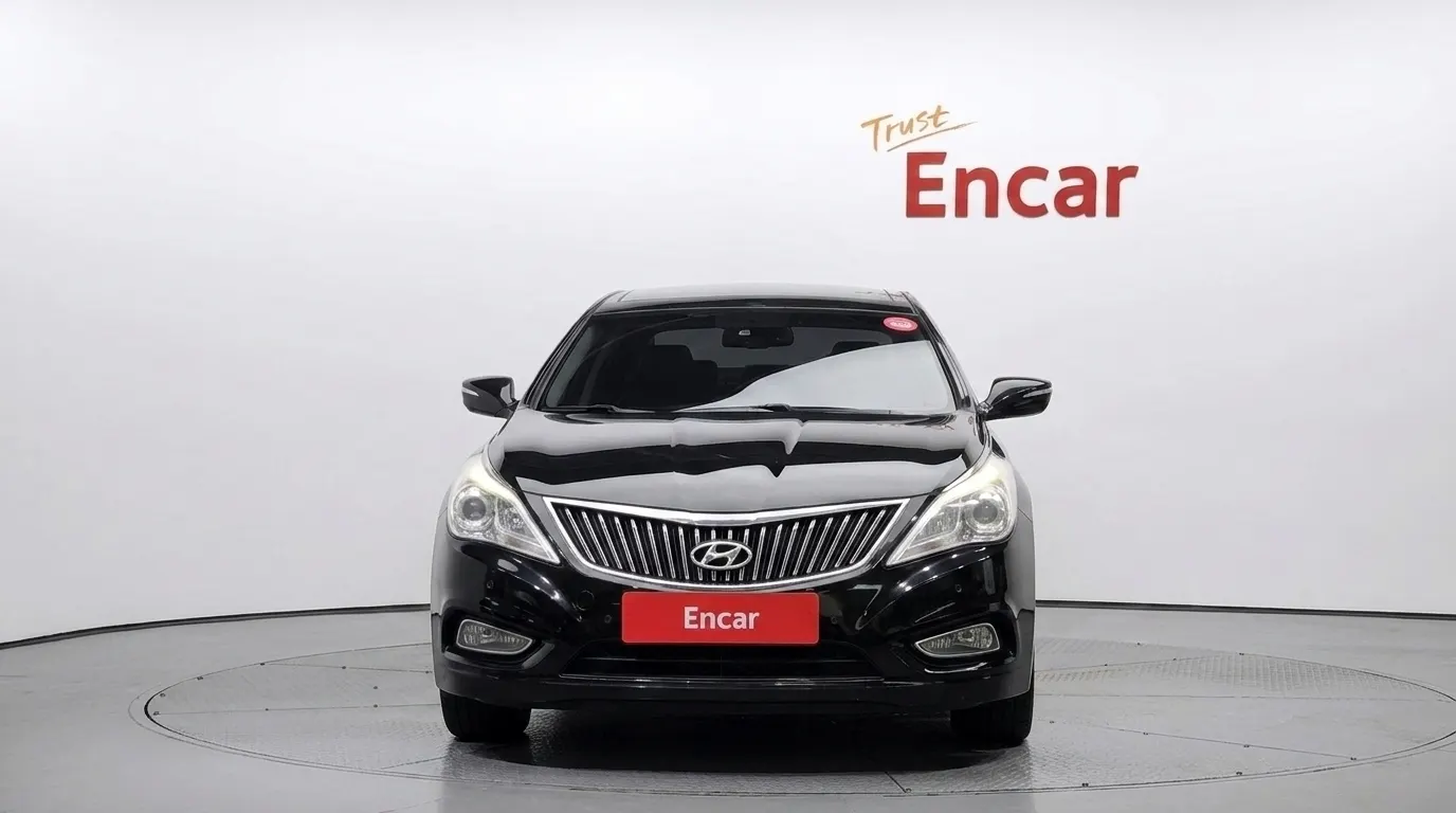 Hyundai Grandeur HG HG240 2014 2/5