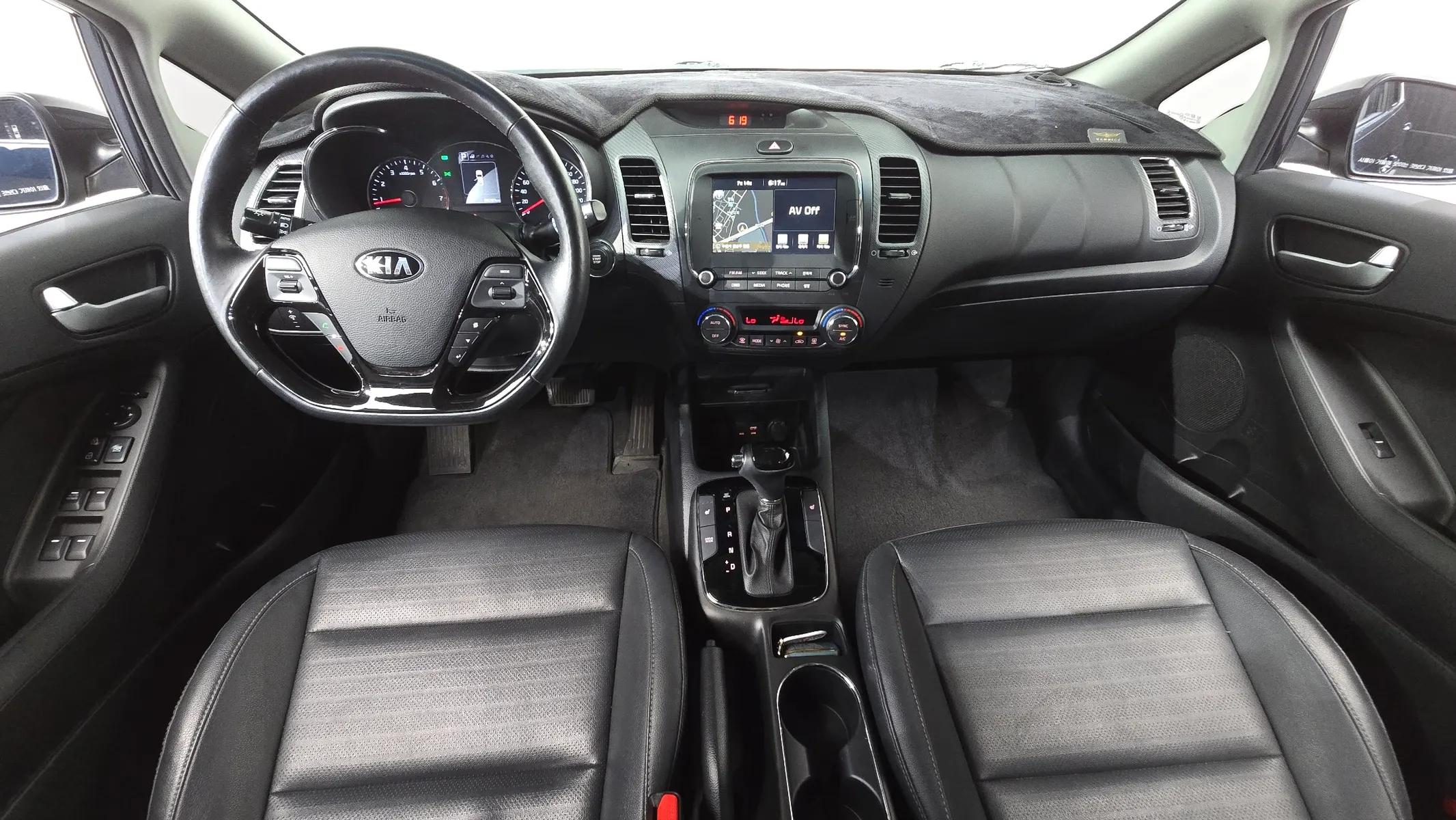 Kia K3 2016 4/5