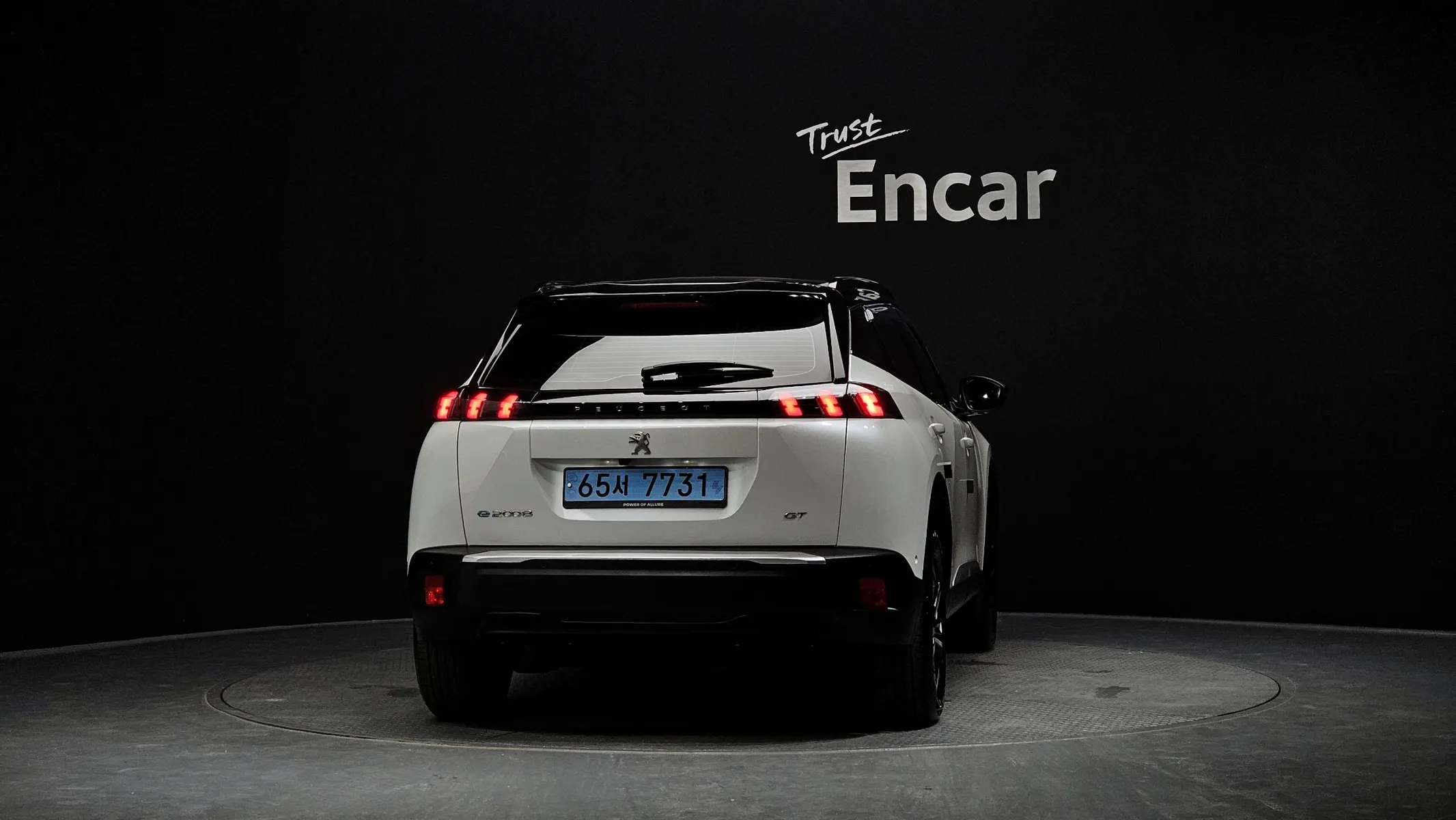 Peugeot e-2008 2 EV GT 2023 3/5