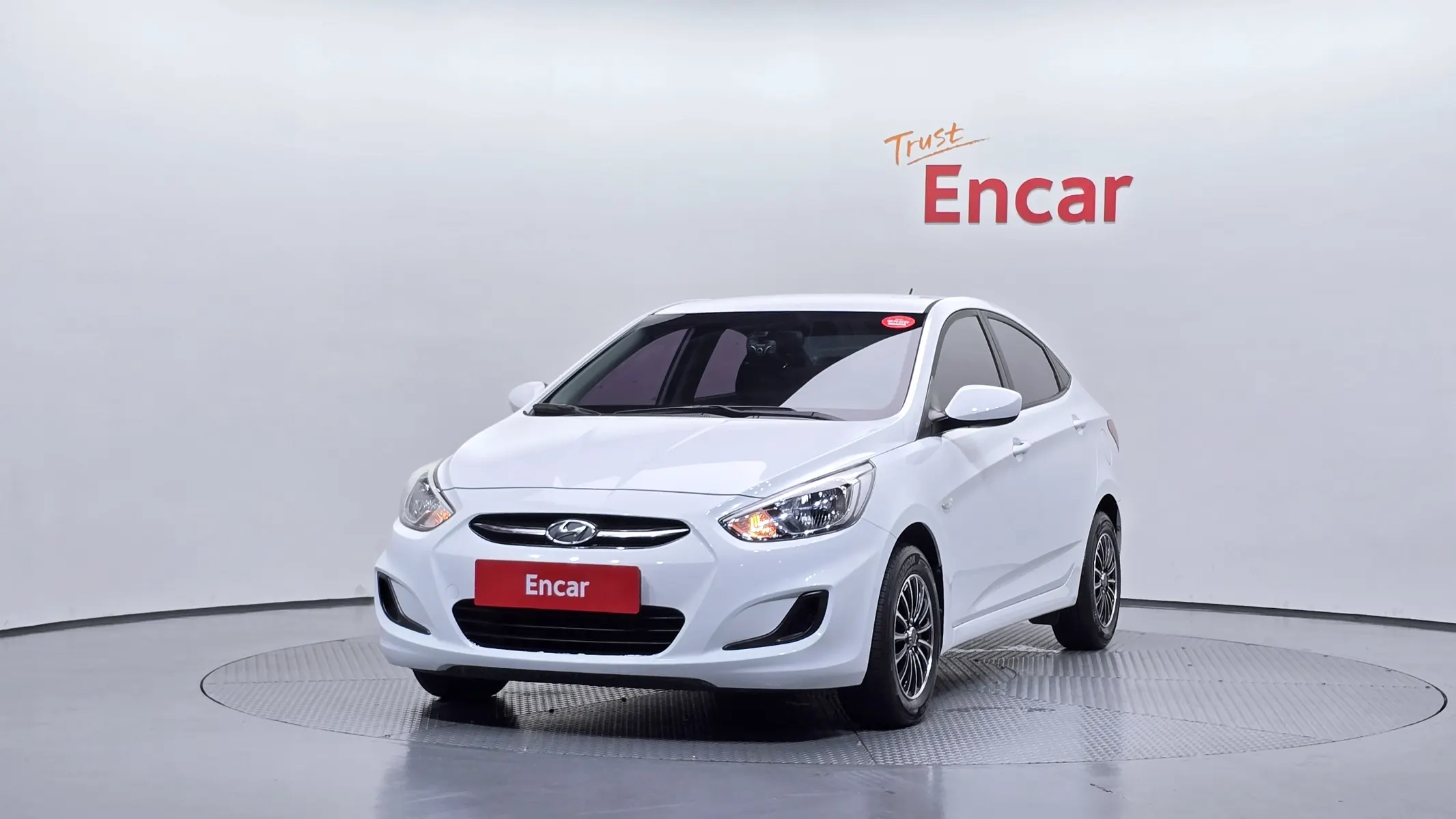Hyundai () 1.4 VVT 2015 2/4