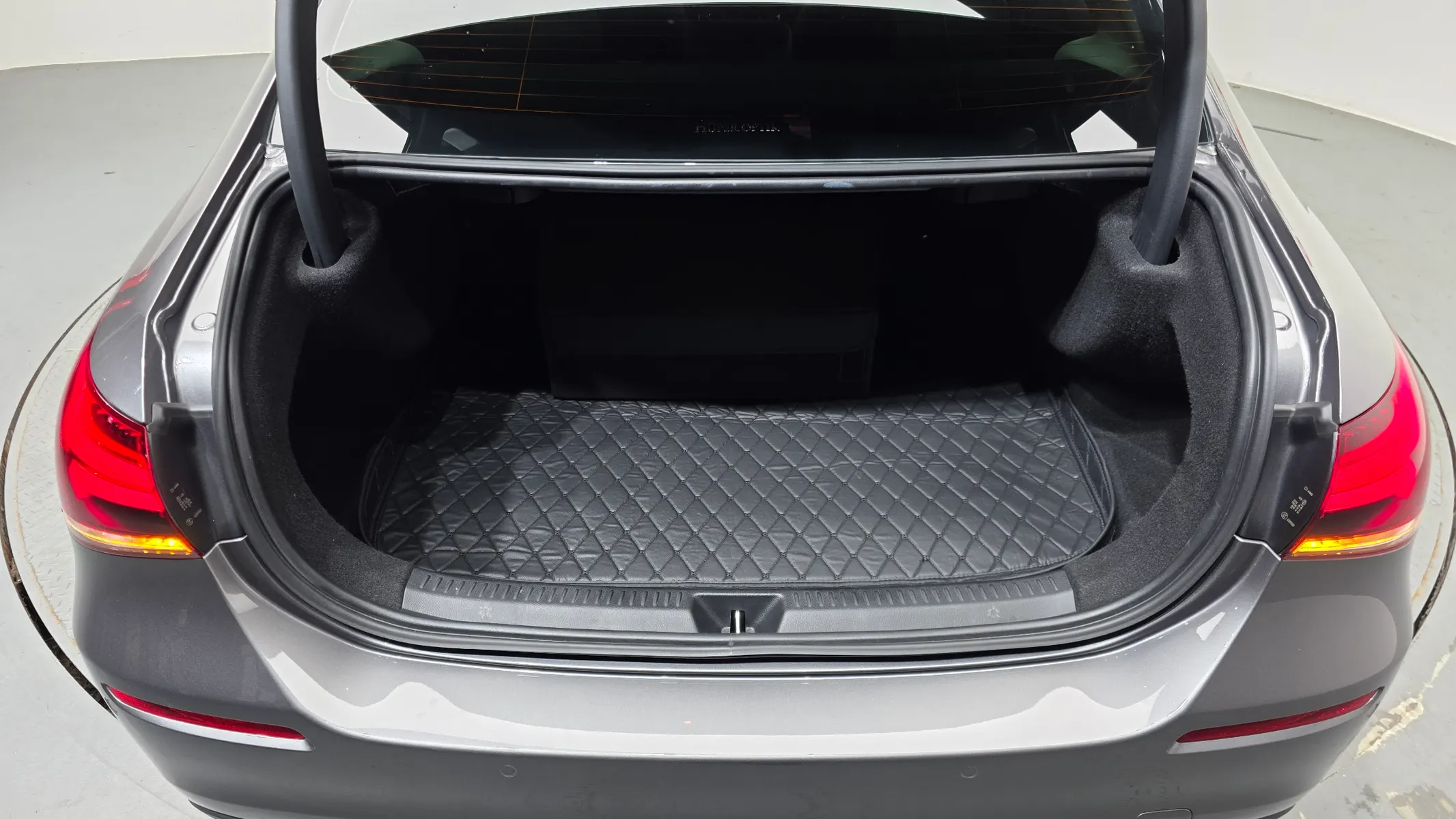 Mercedes-Benz A-Class W177 A220 2020 20/21