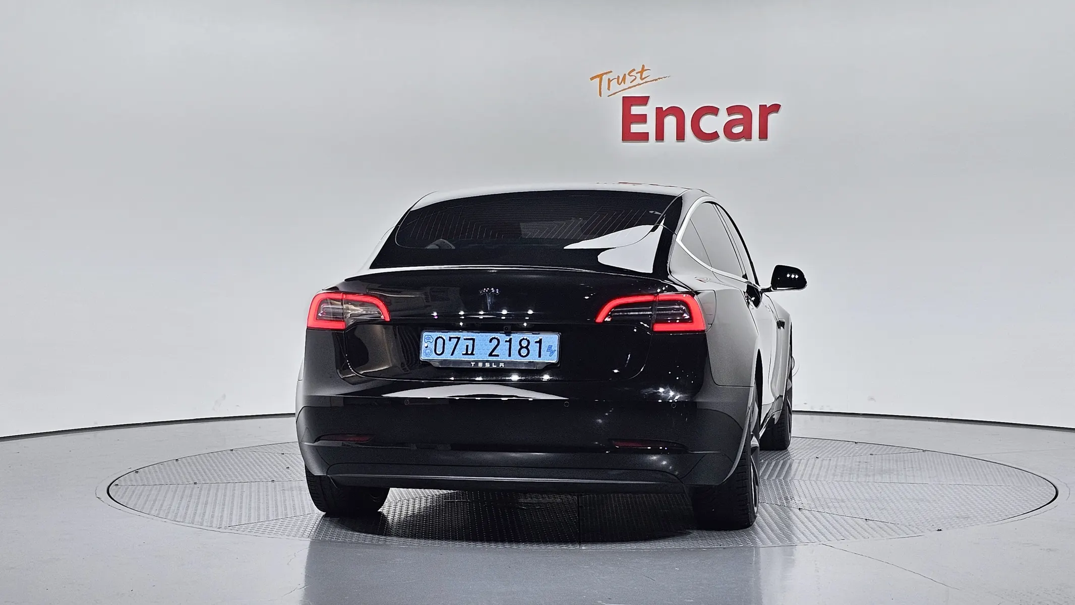 Tesla 3 AWD 2020 2/5