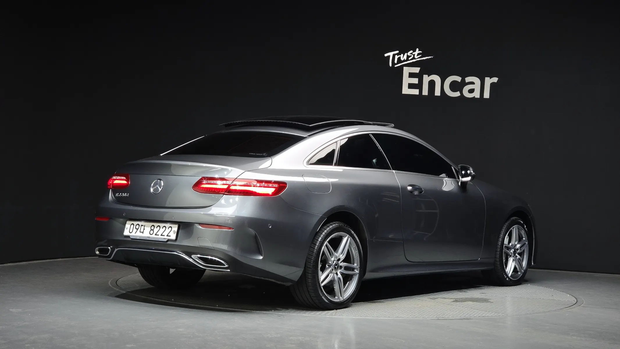 Mercedes-Benz E-Class W213 E220d 2017 2/31