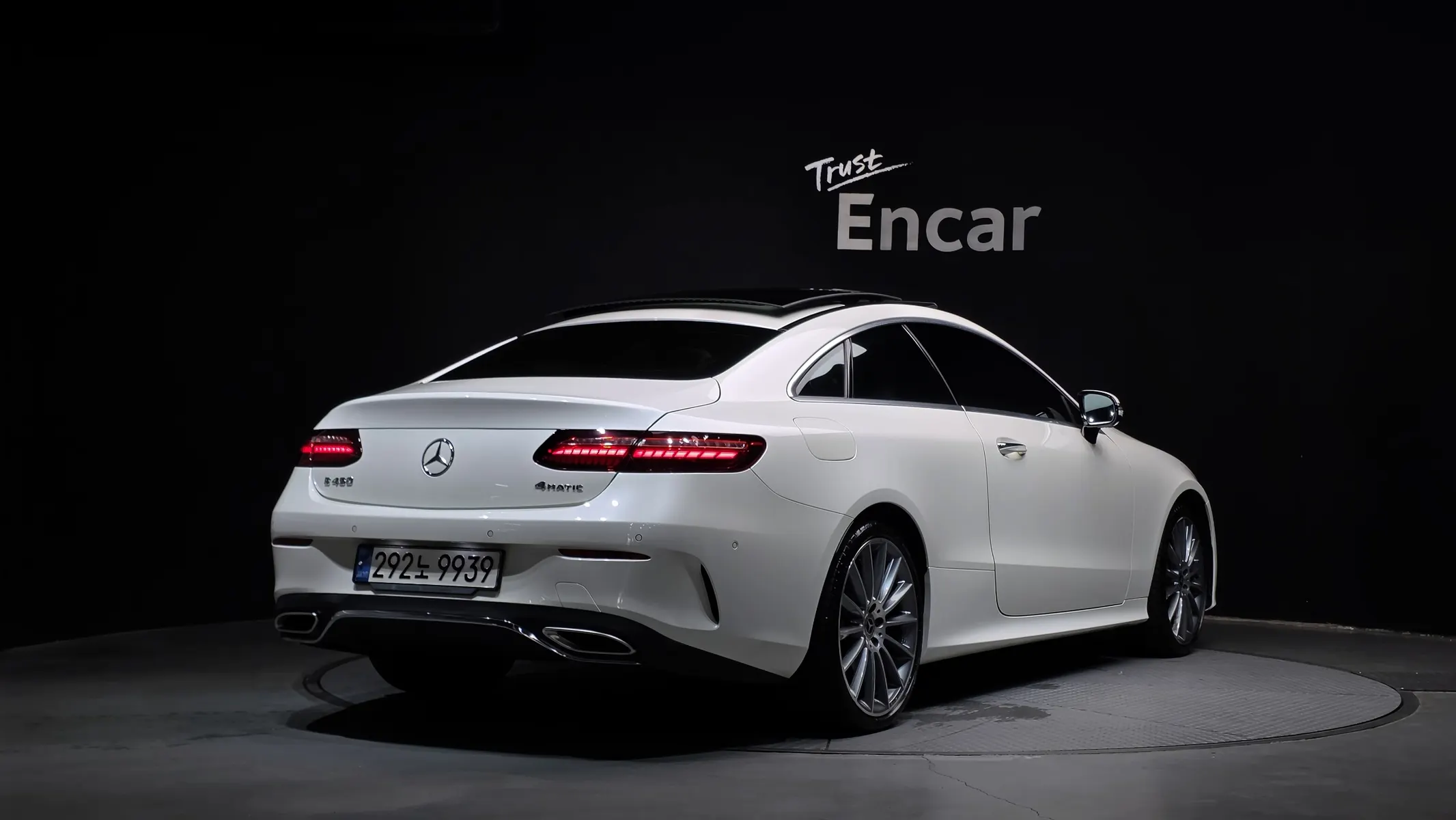 Mercedes-Benz E-Class W213 E450 4MATIC 2021 2/33