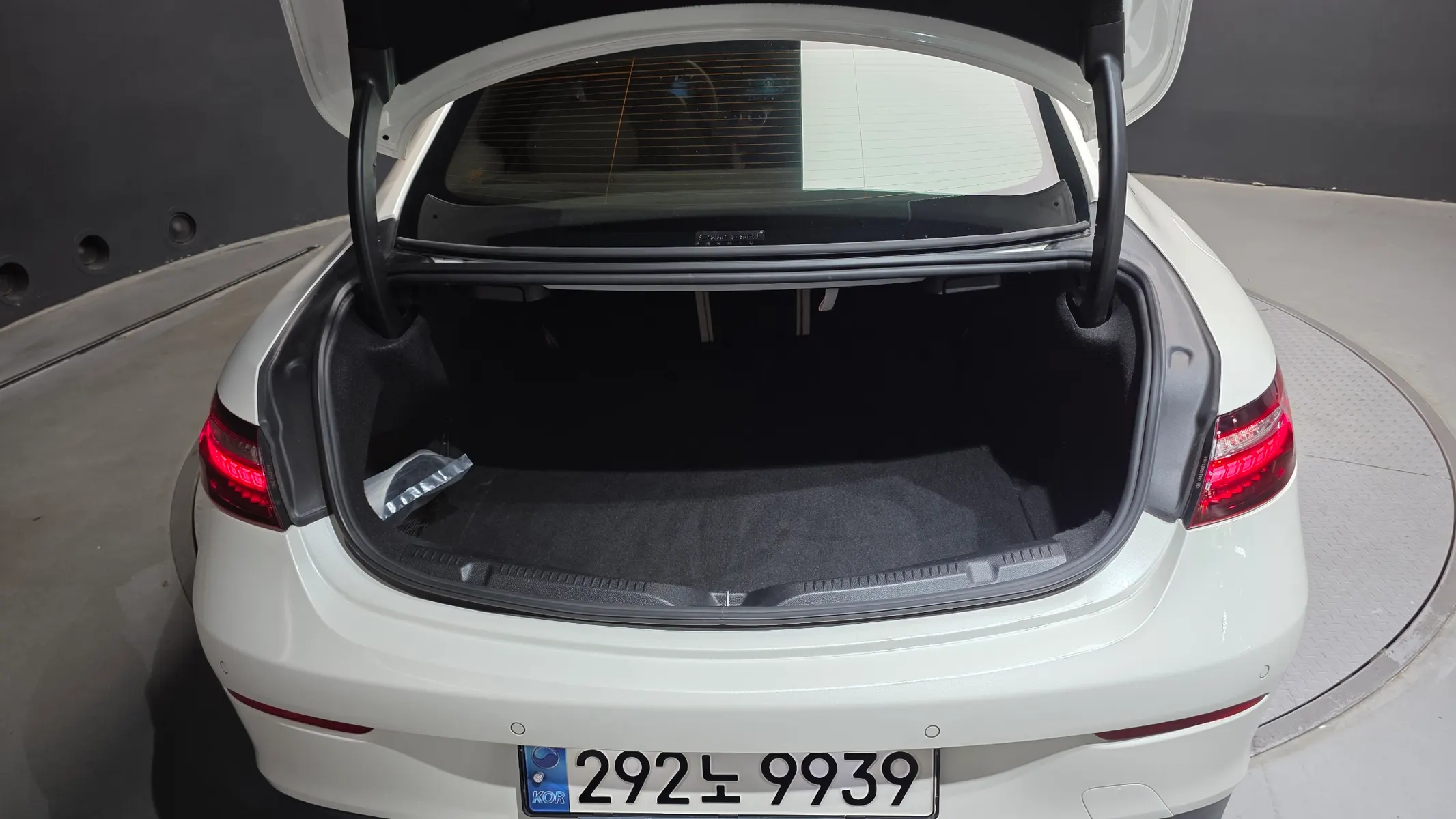 Mercedes-Benz E-Class W213 E450 4MATIC 2021 32/33