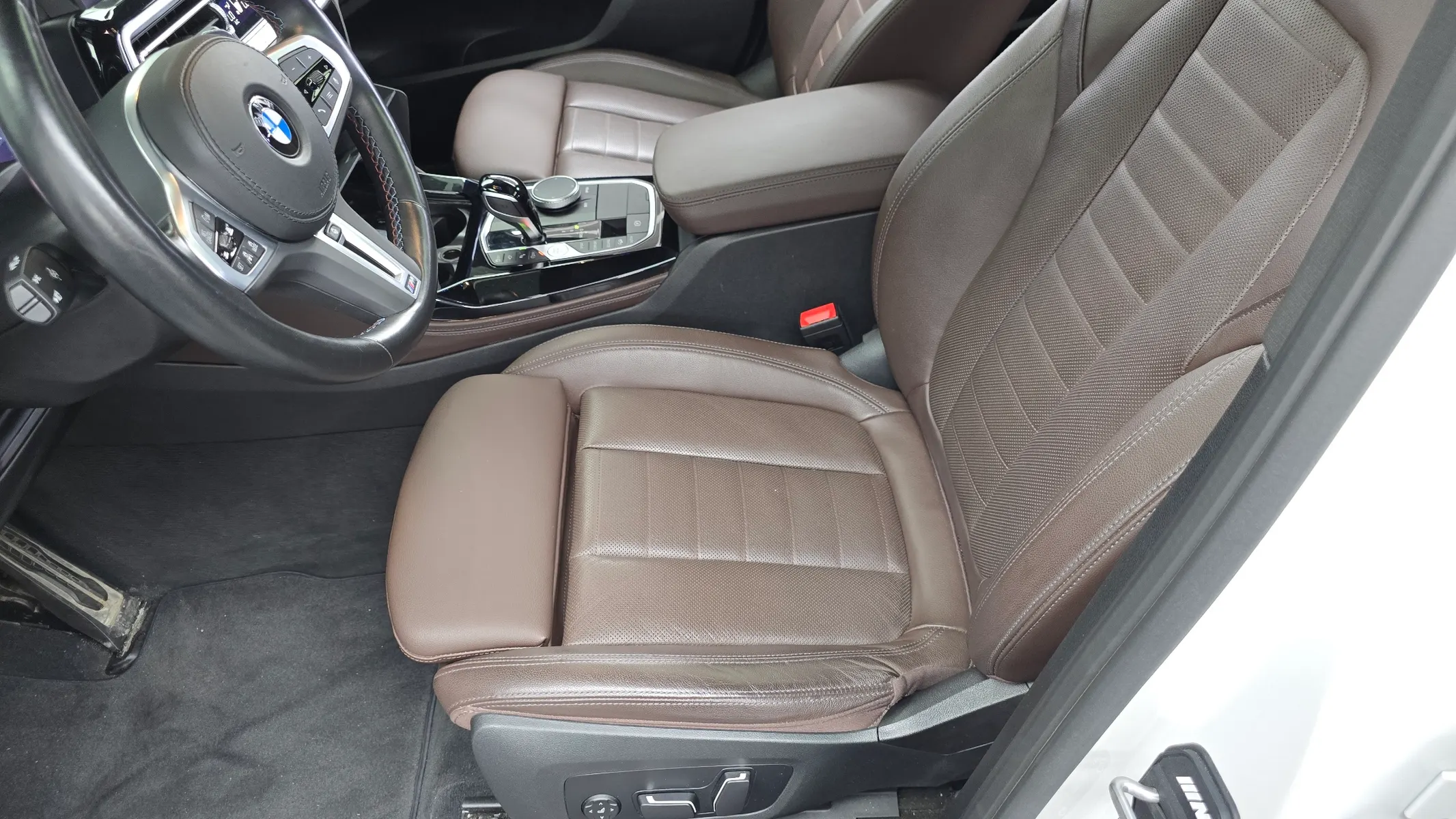 BMW X4 (G02) xDrive M40i 2024 31/32