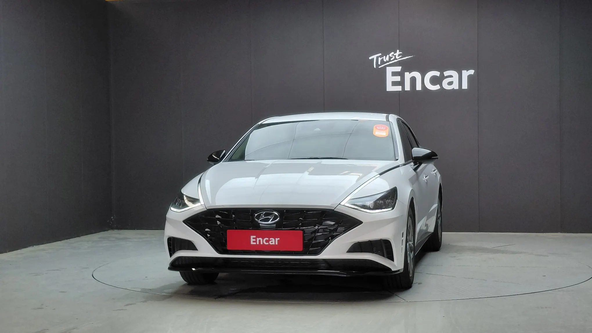 Hyundai (DN8) 2.0 2022 2/5