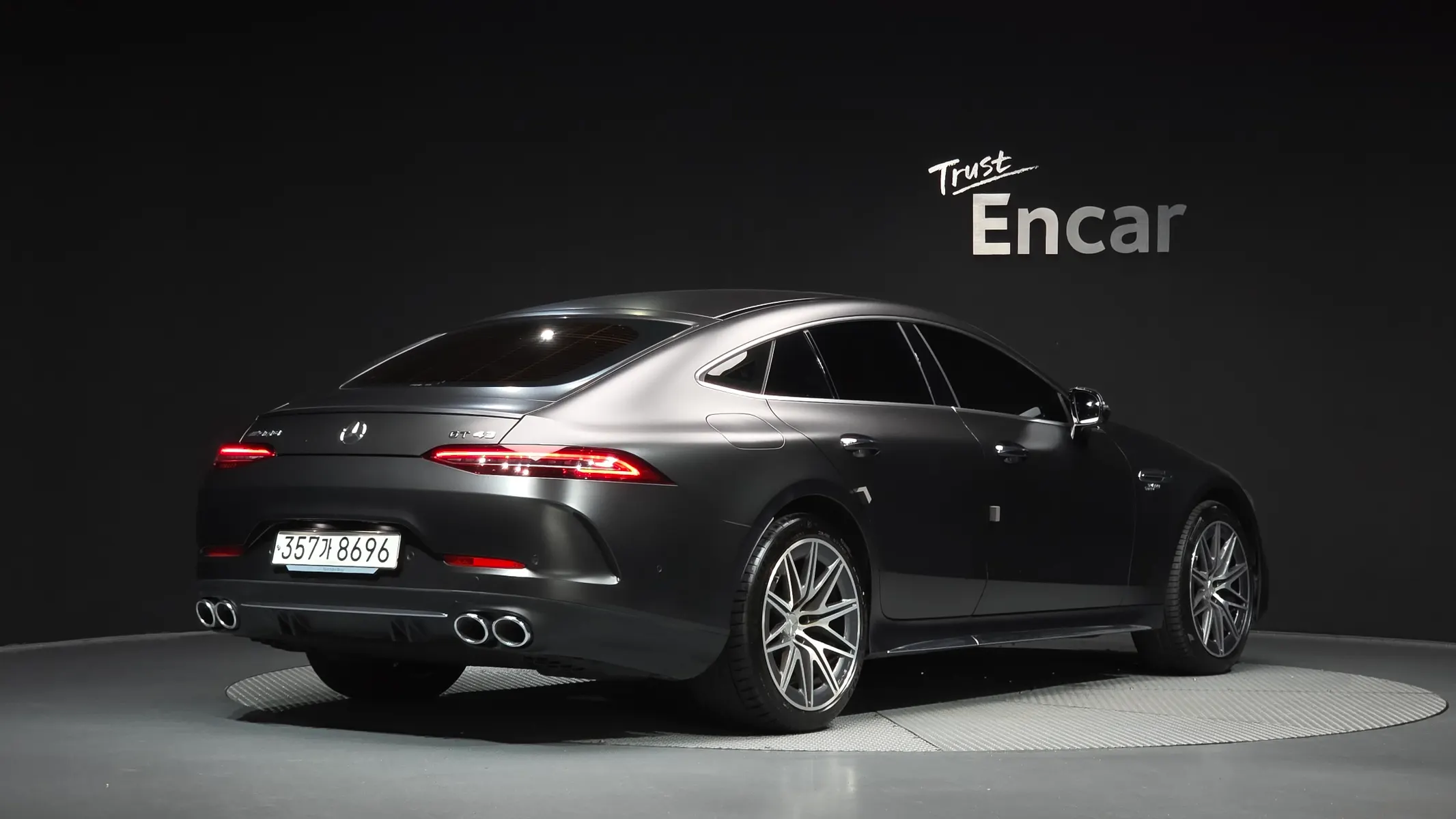 Mercedes-Benz AMG GT 4 43 4MATIC+ 2024 2/34