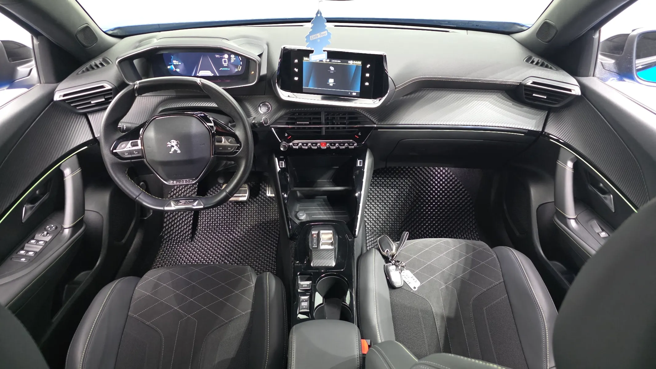 Peugeot e-2008 2 EV GT 2023 4/5