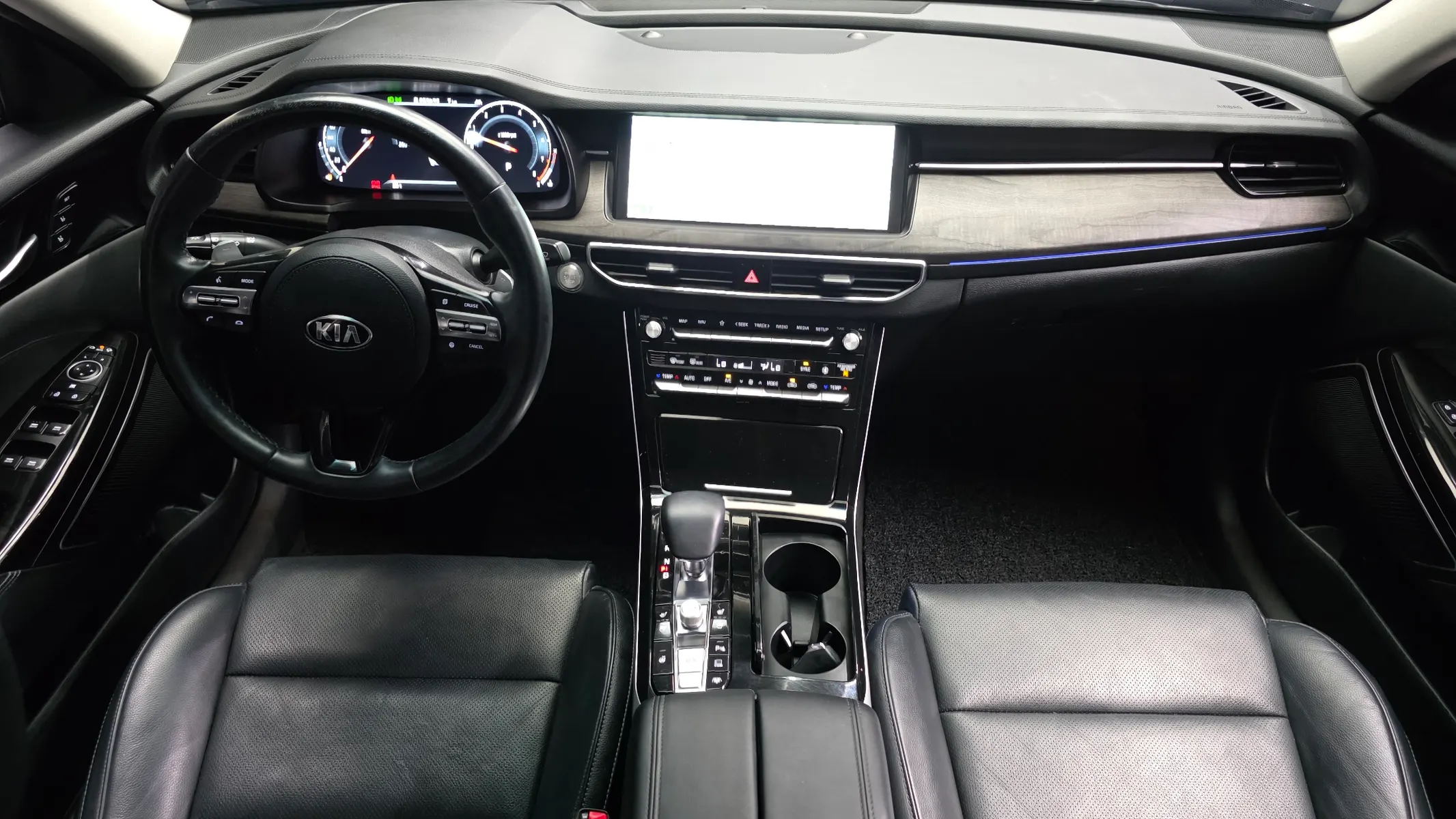 Kia K7 2.5 GDI 2021 4/5