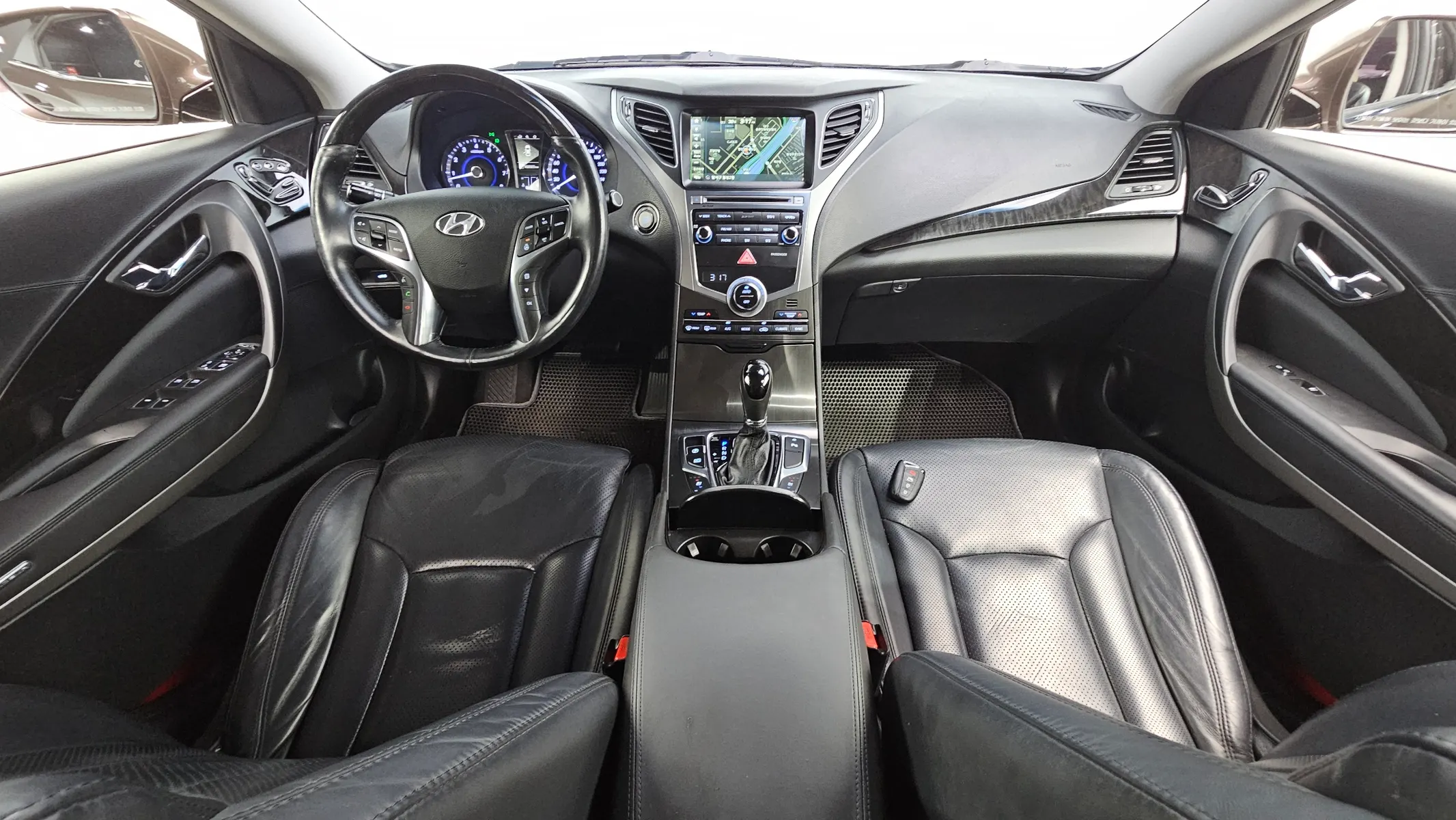 Hyundai Grandeur HG HG240 2015 4/5