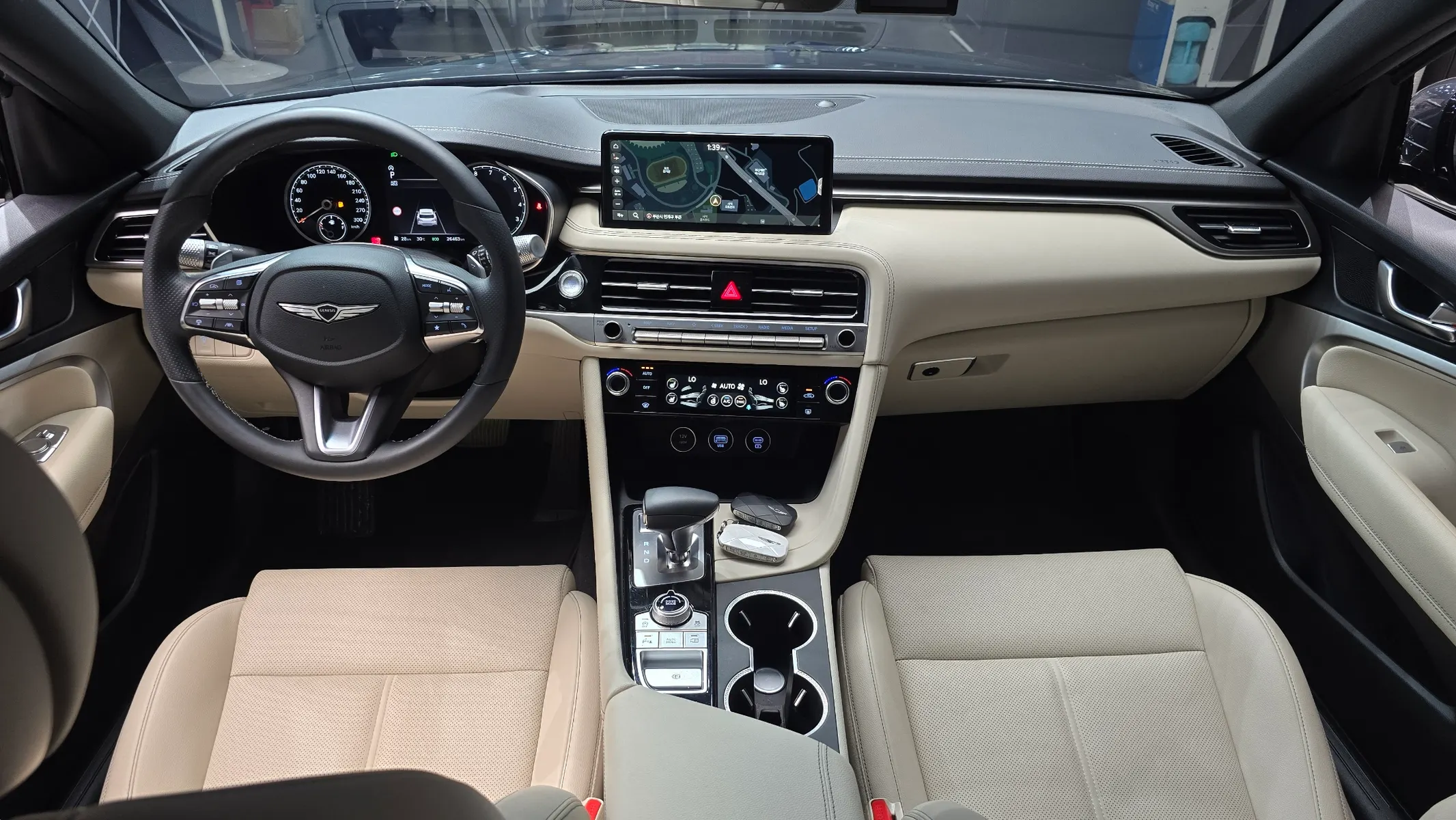 Genesis G70 2.5T 4WD 2025 4/5