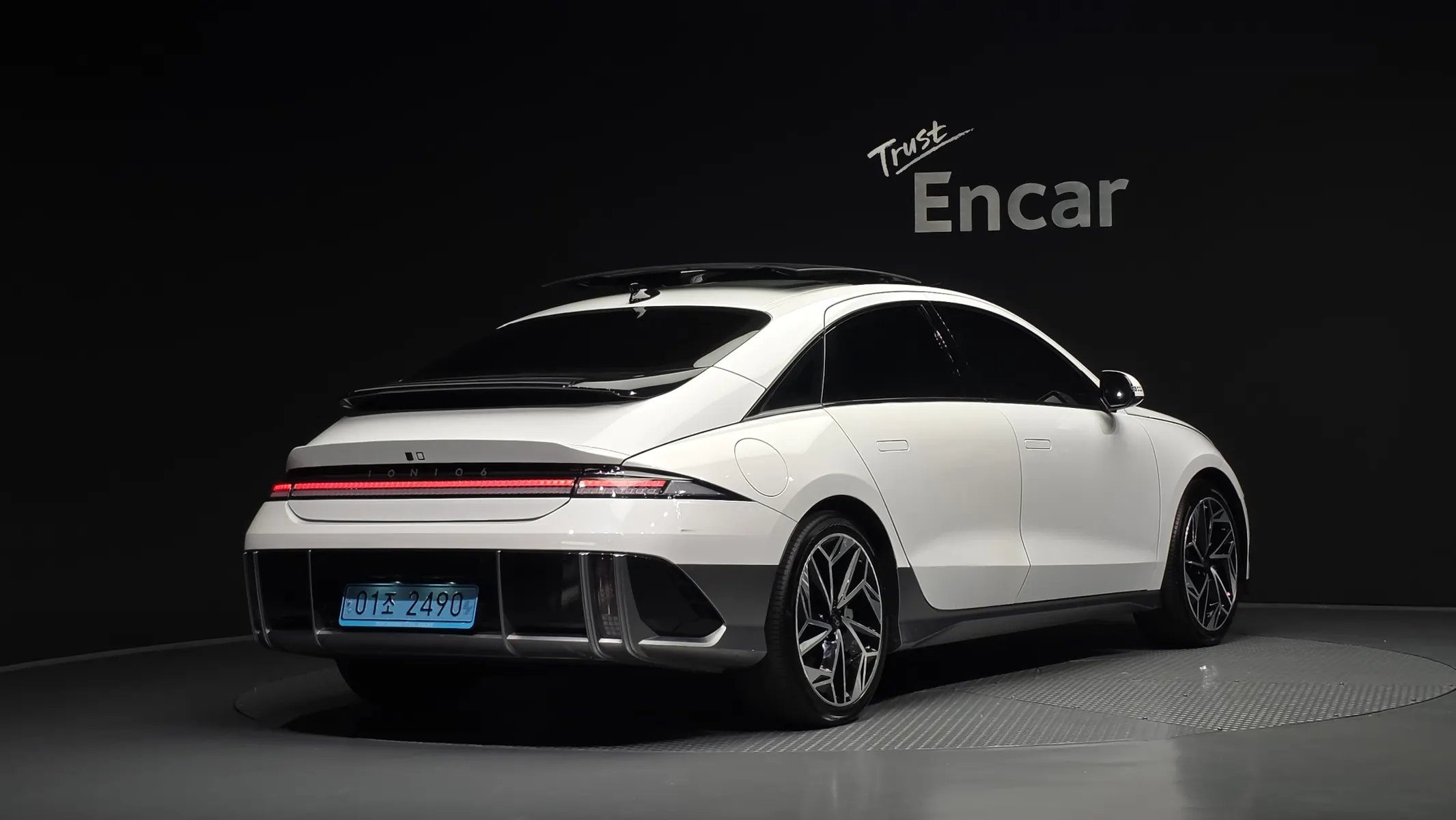 Hyundai Ioniq 6 2022 2/32