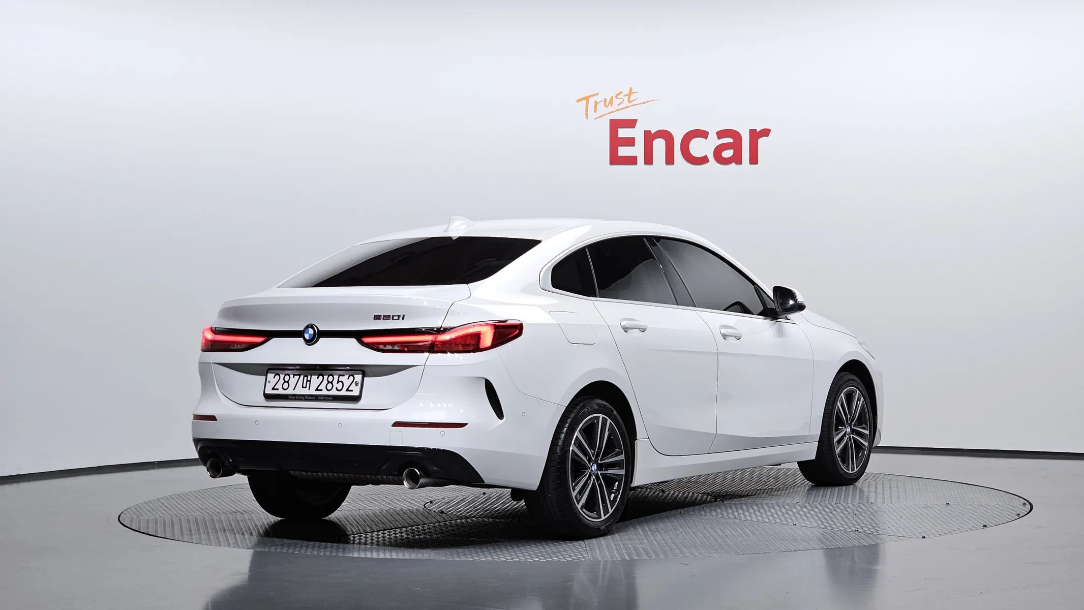 BMW 2 Series Gran Coupe (F44) 220i 2022 2/31