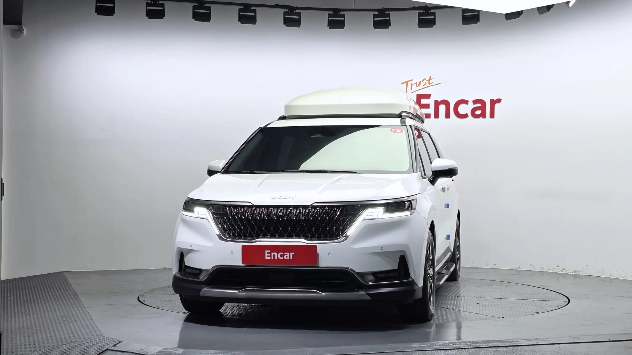 Kia Carnival 7 2023 2/5