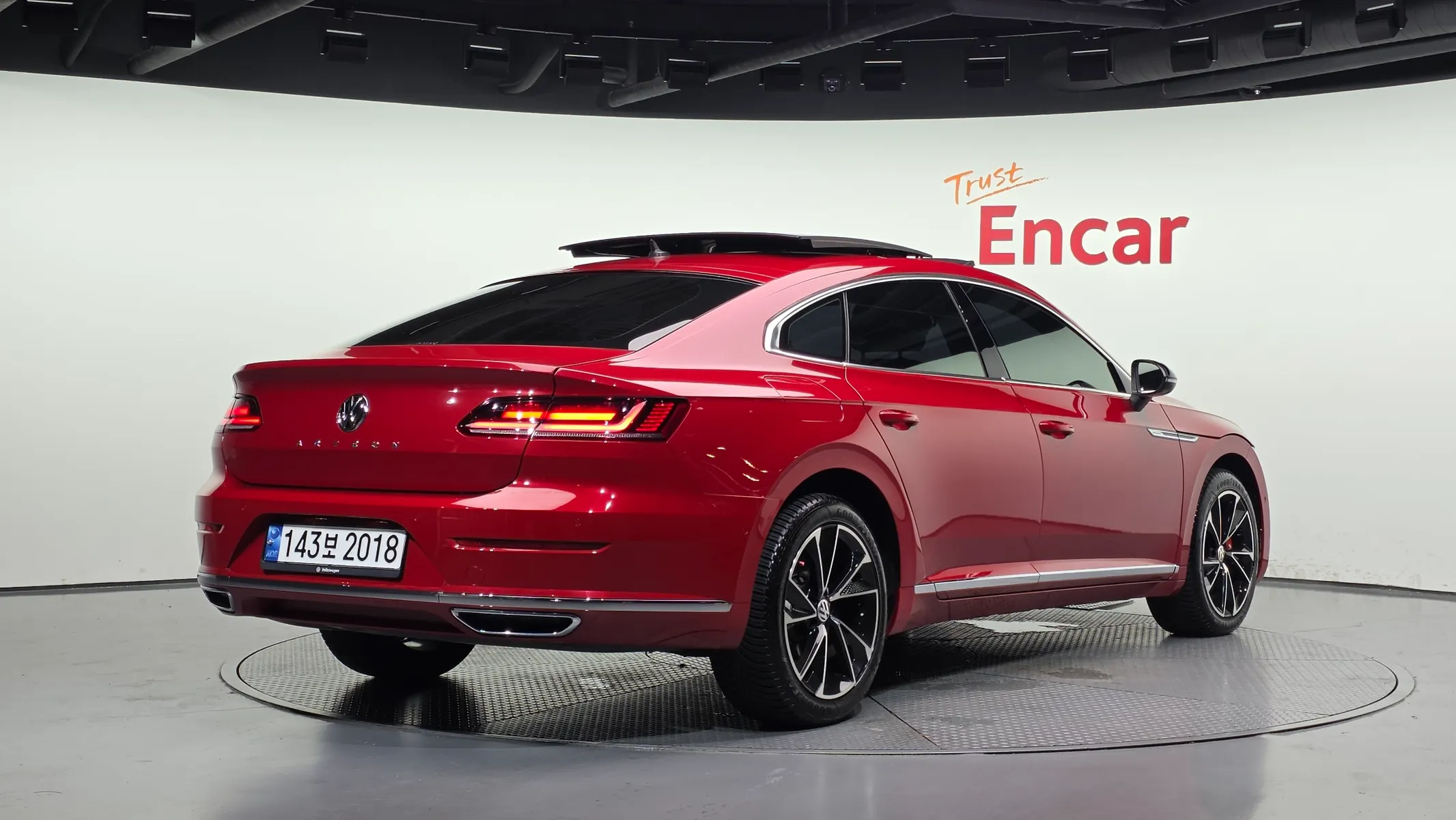 Volkswagen 아테온 2.0 TDI 2019 2/45