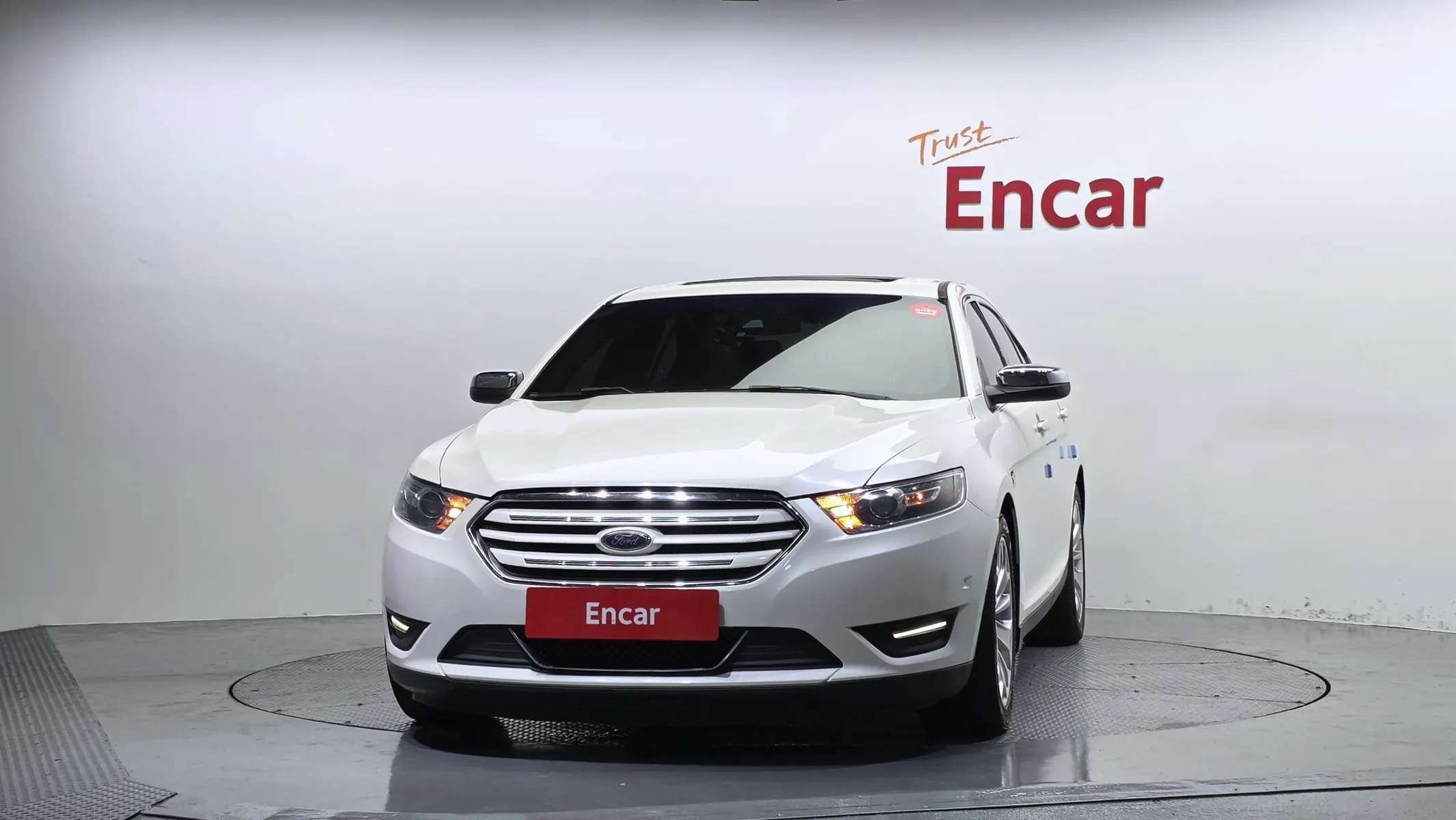 Ford 토러스 2.0 Limited 2017 3/36