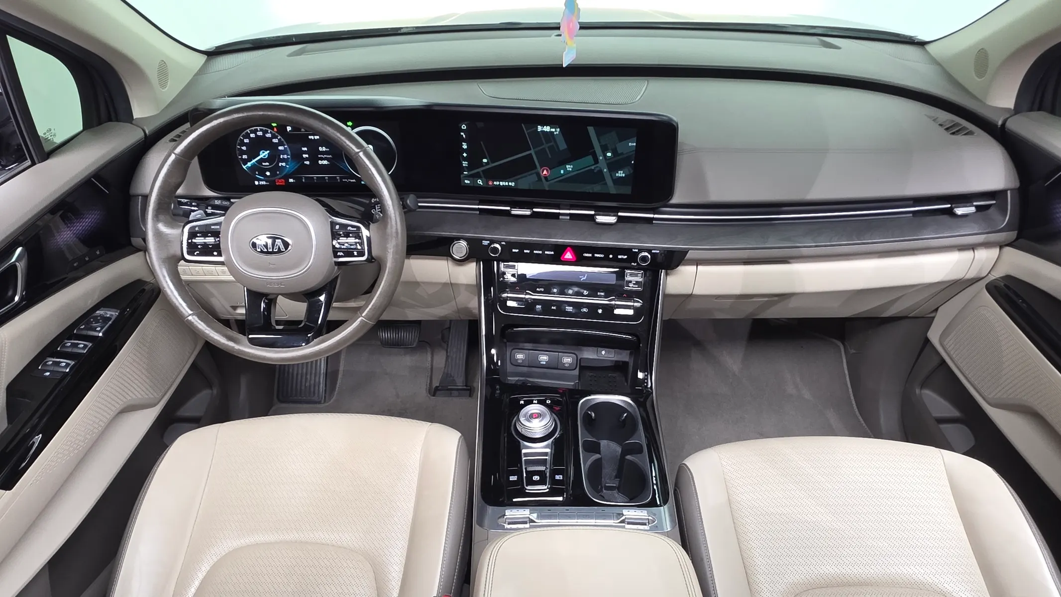 Kia Carnival 9 2021 4/5