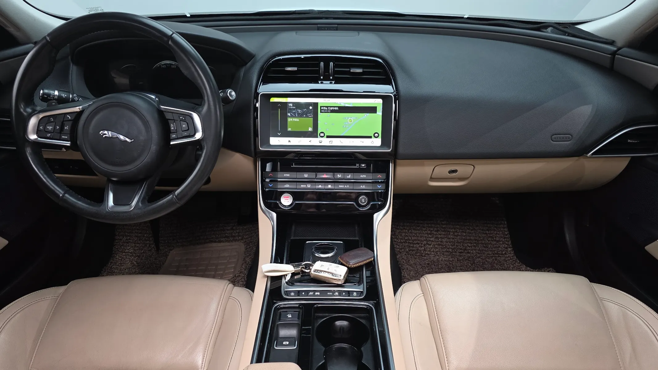 Jaguar XE 20d 2018 4/5