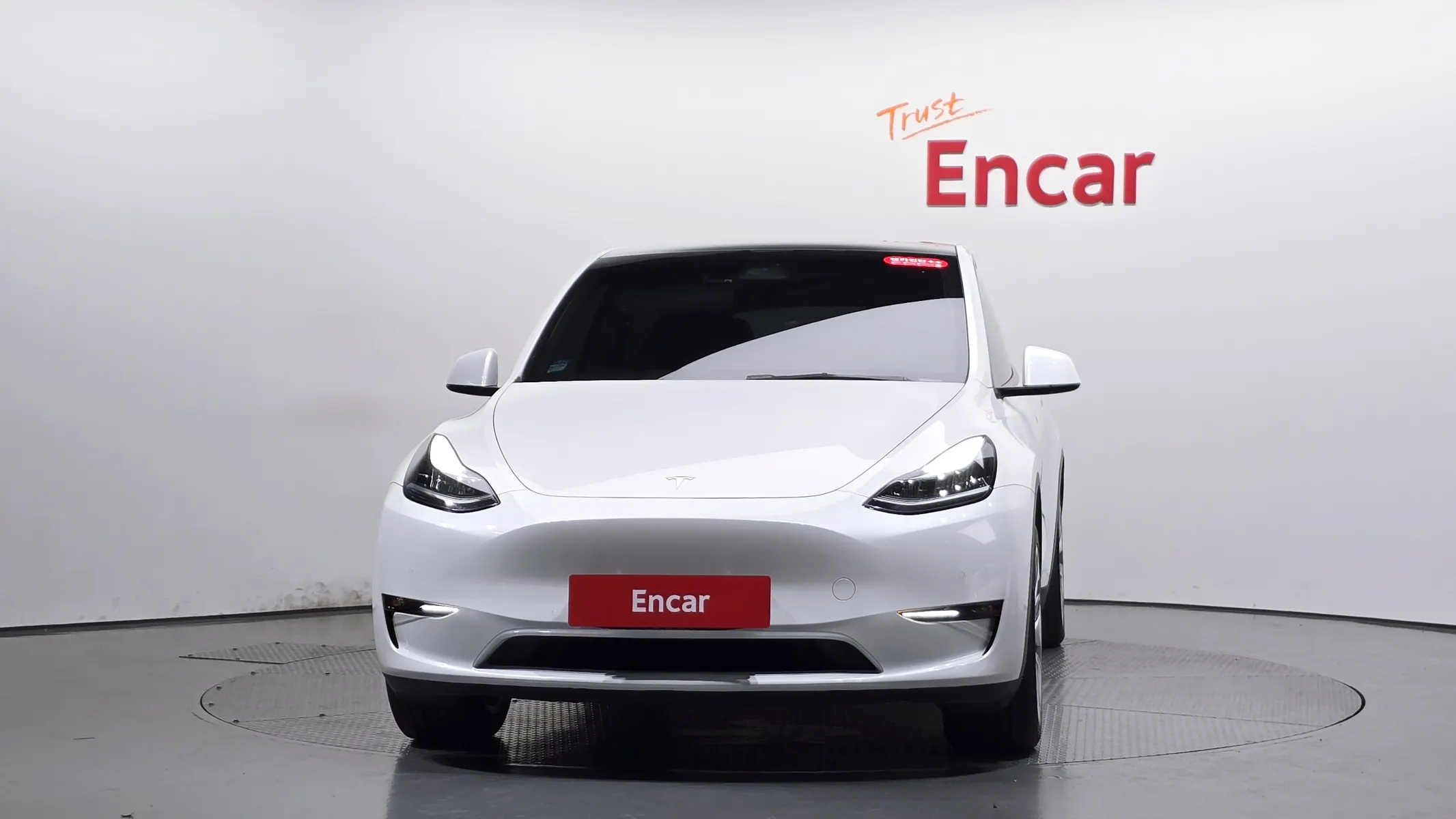Tesla Y RWD 2021 2/5