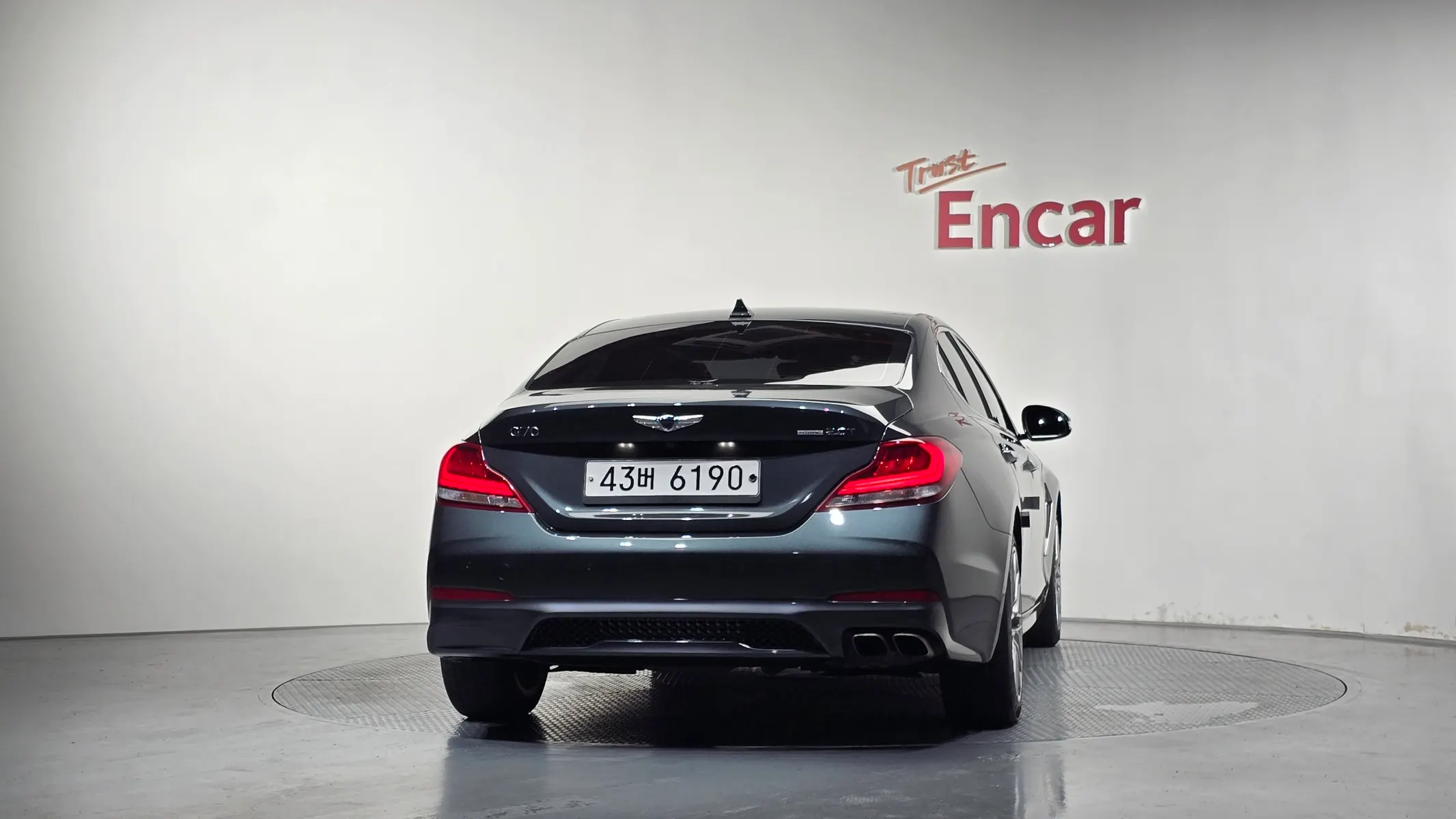 Genesis G70 2.0T AWD 2019 3/5