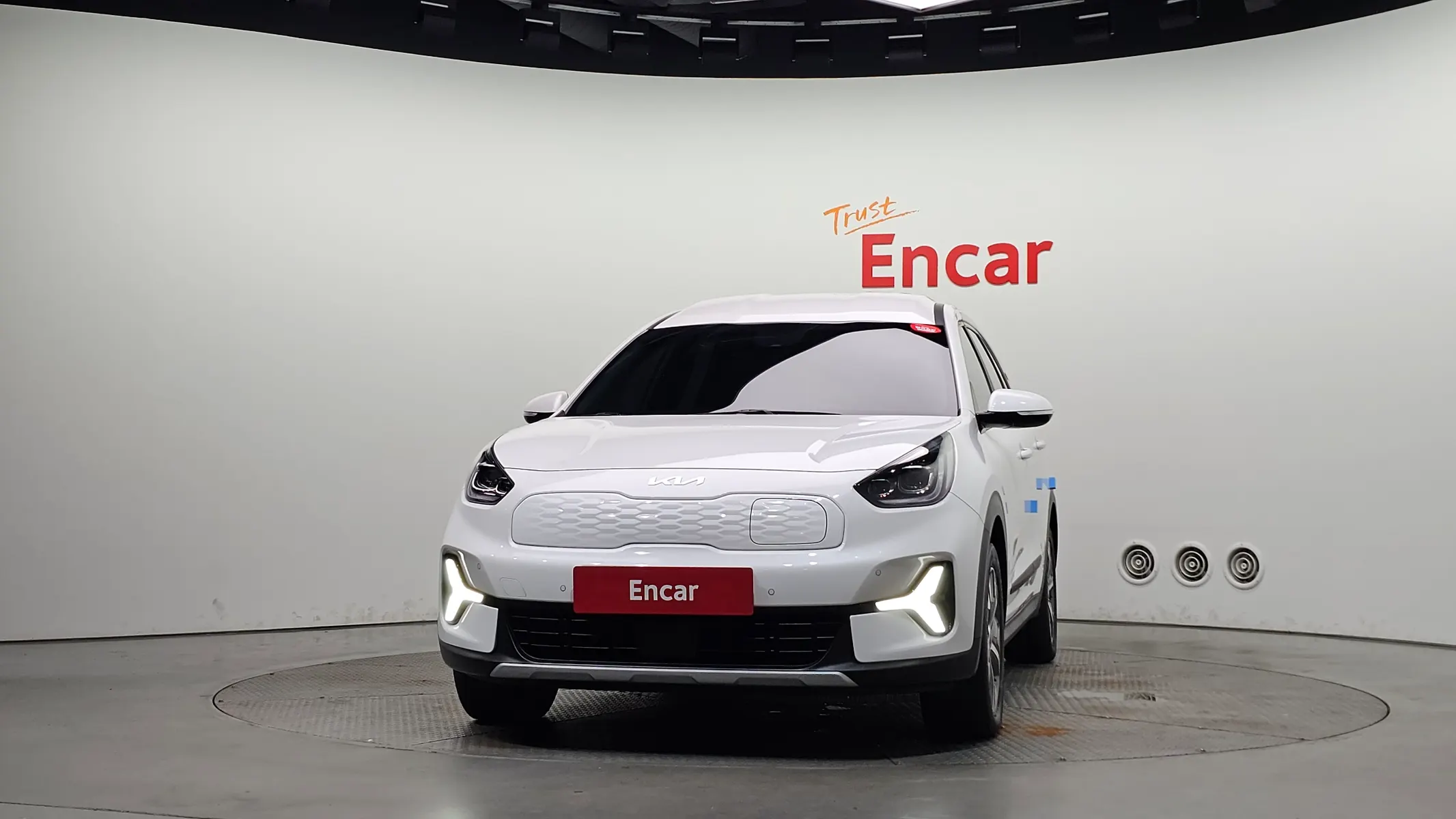 Kia 니로 플러스 2022 2/5