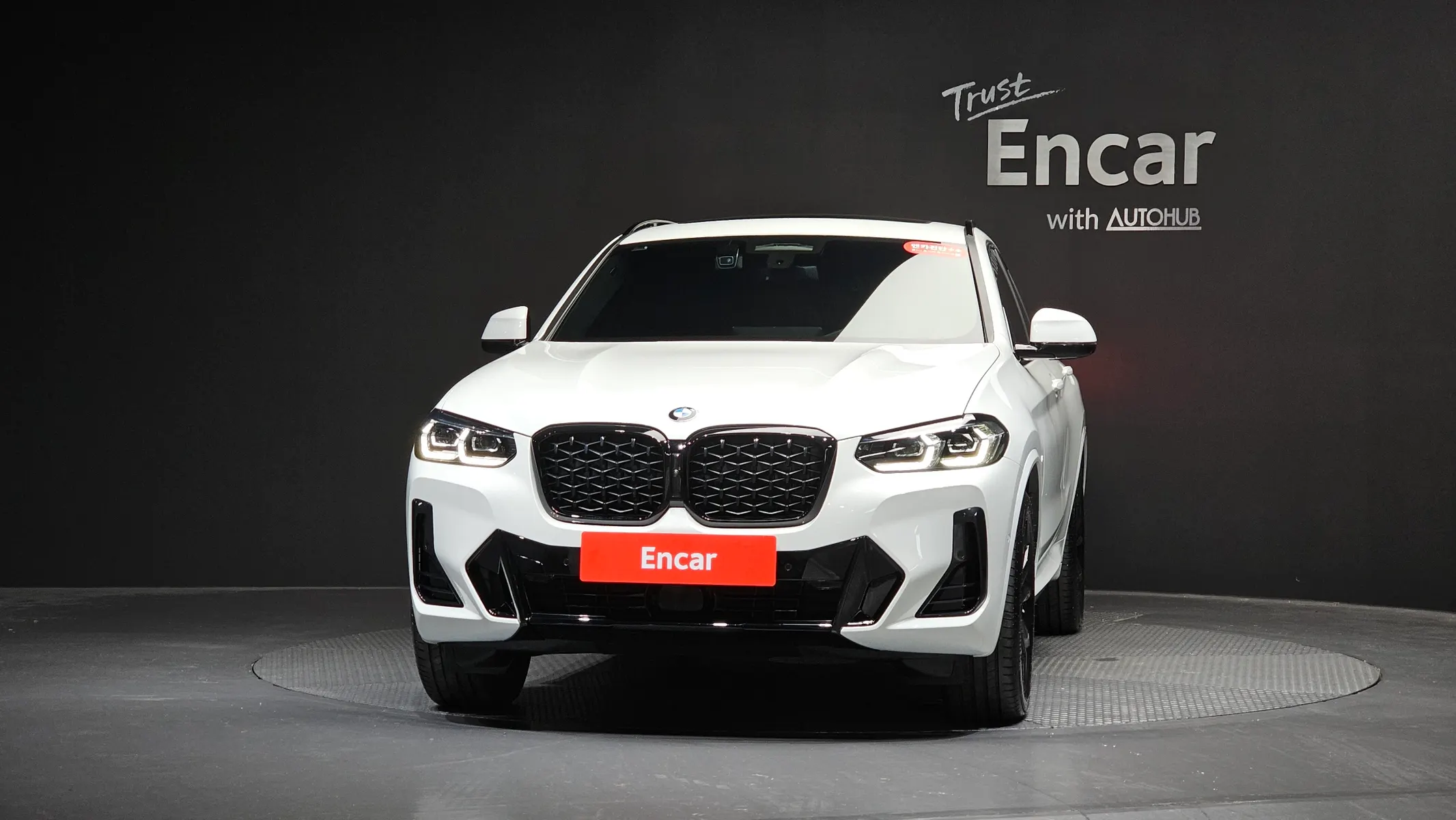 BMW X4 (G02) xDrive20i M 2025 2/33