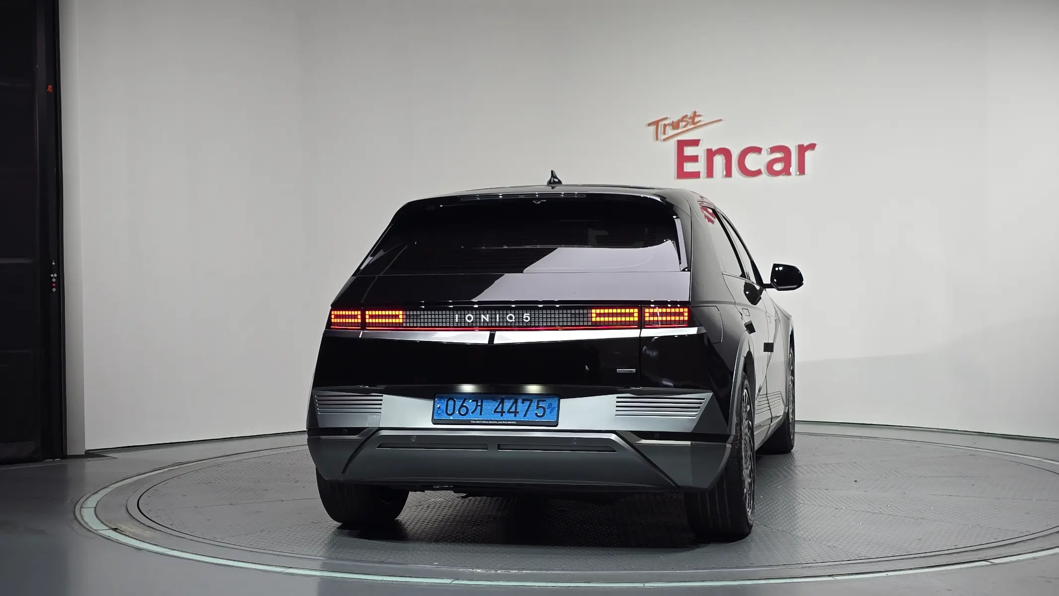 Hyundai Ioniq 5 AWD 2022 3/5