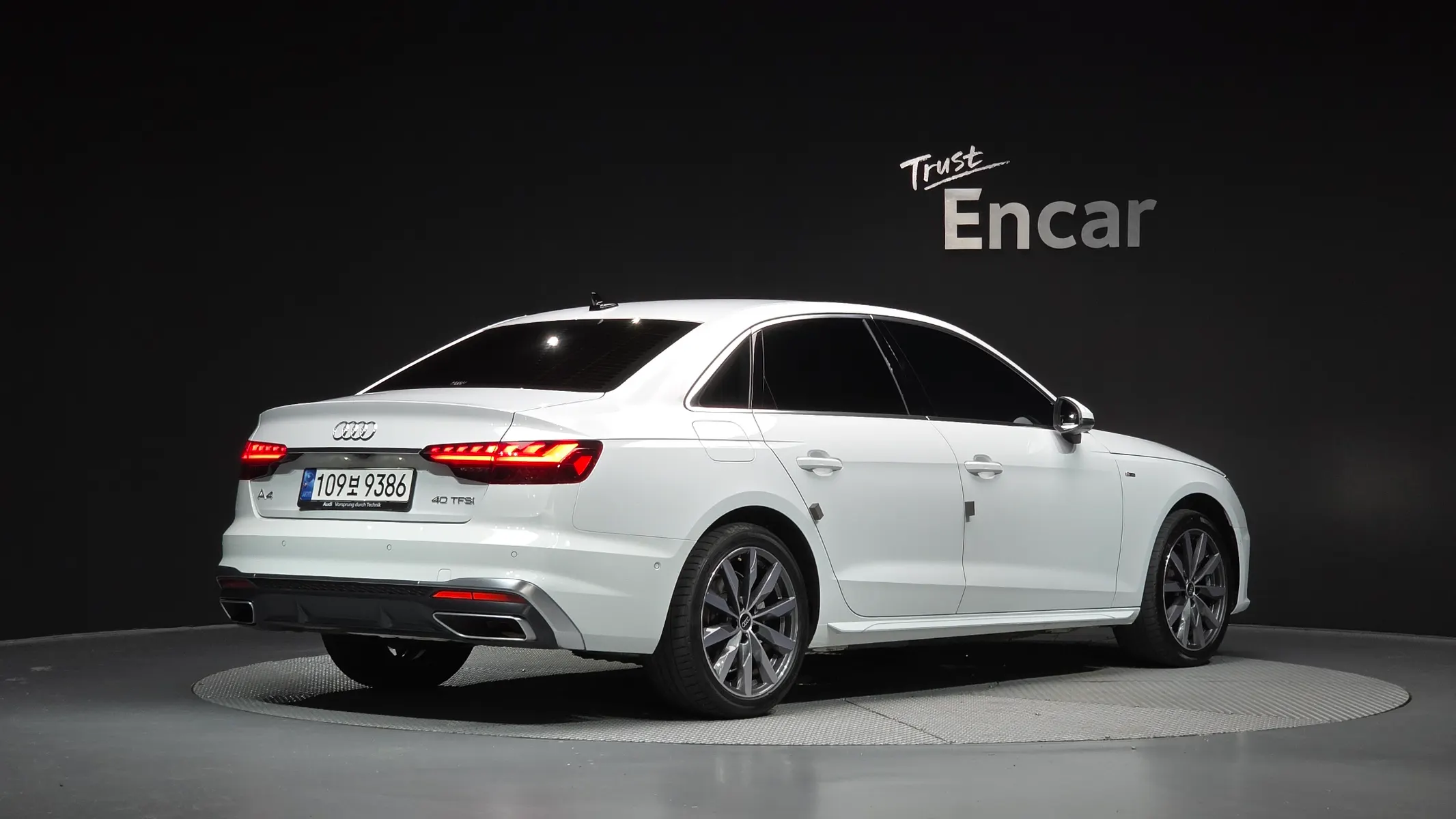 Audi A4 (B9) 40 TFSI 2023 2/35