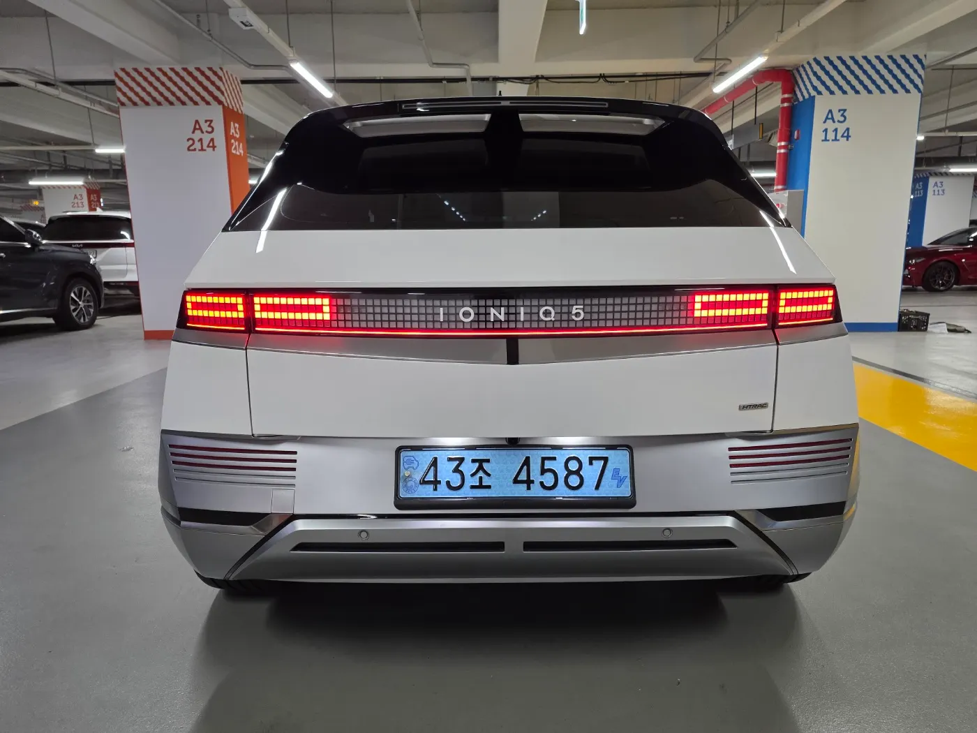 Hyundai Ioniq 5 AWD 2022 3/5